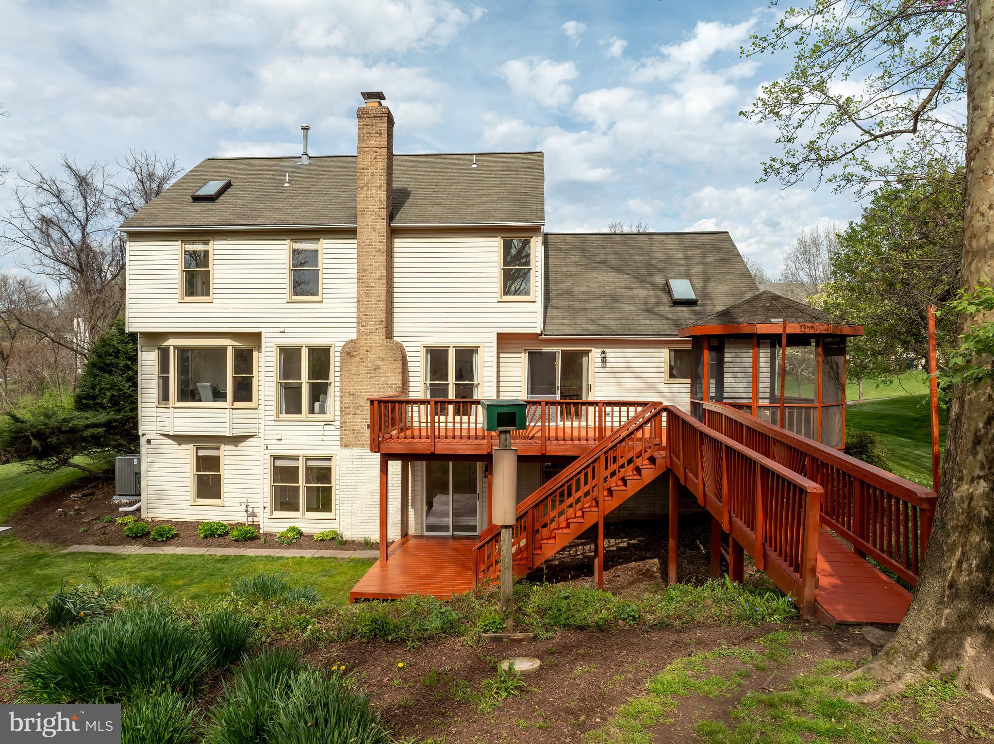 SUGAR CREEK - Residential