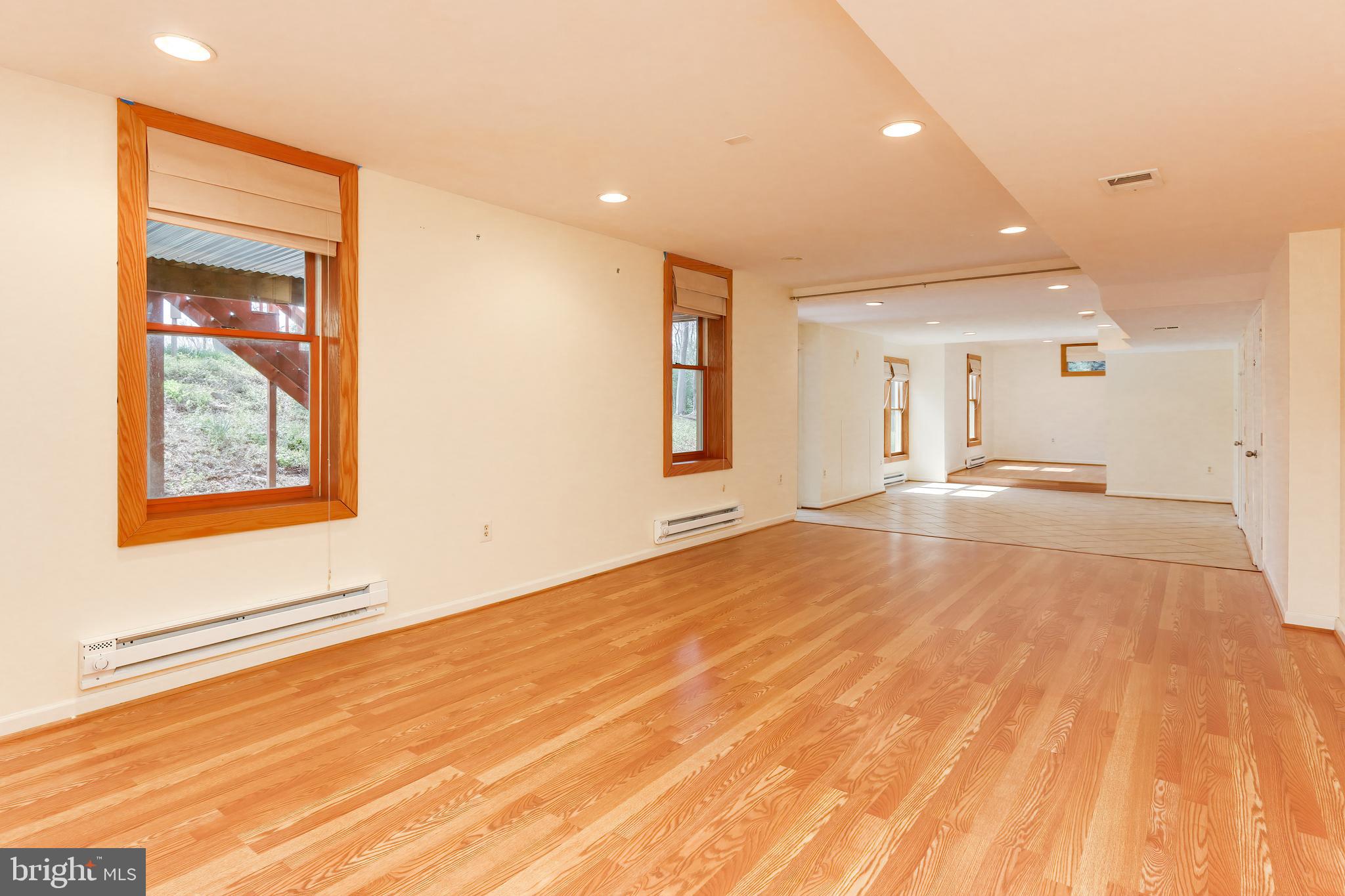 SUGAR CREEK - Residential