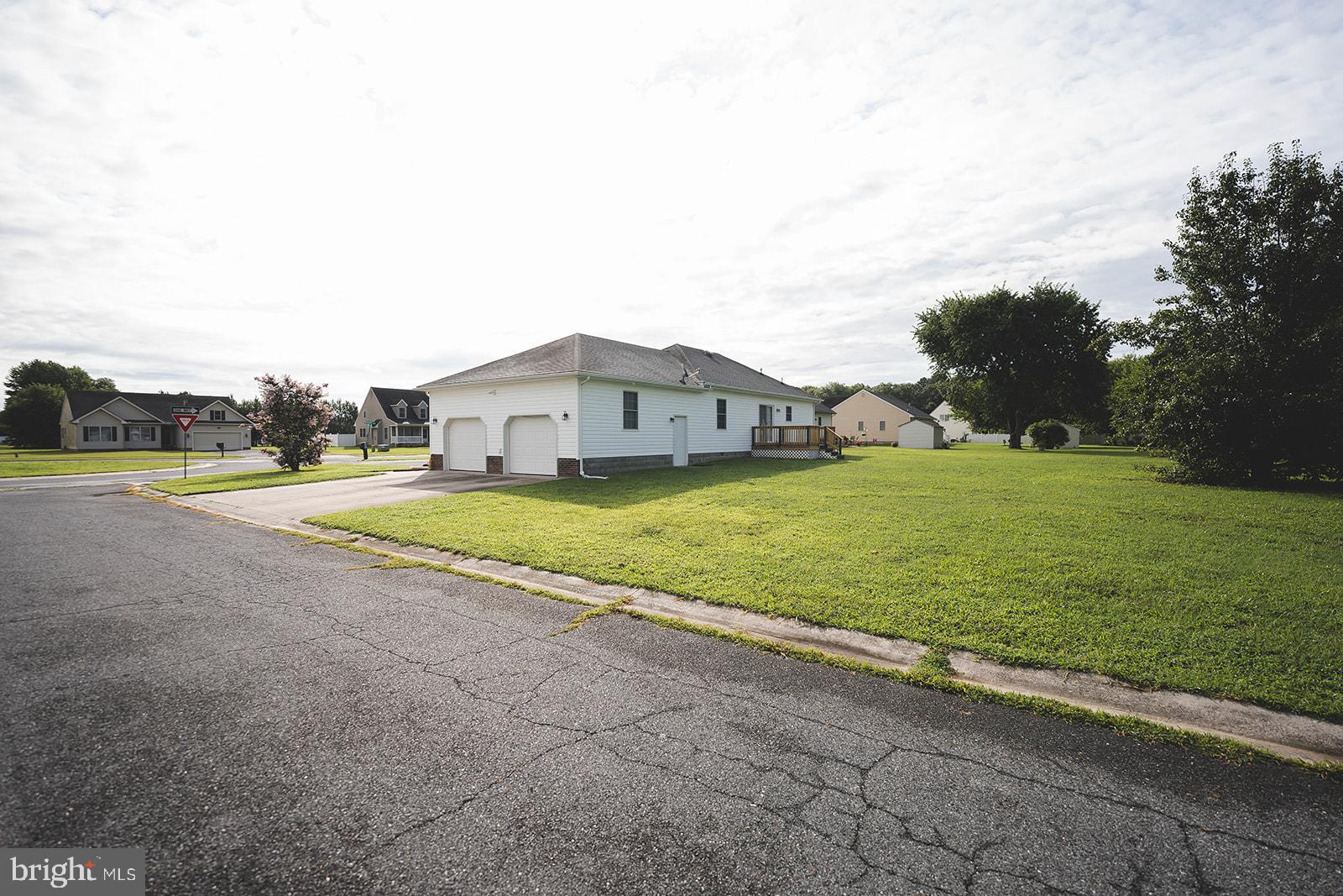 SASSAFRAS MEADOWS - Residential