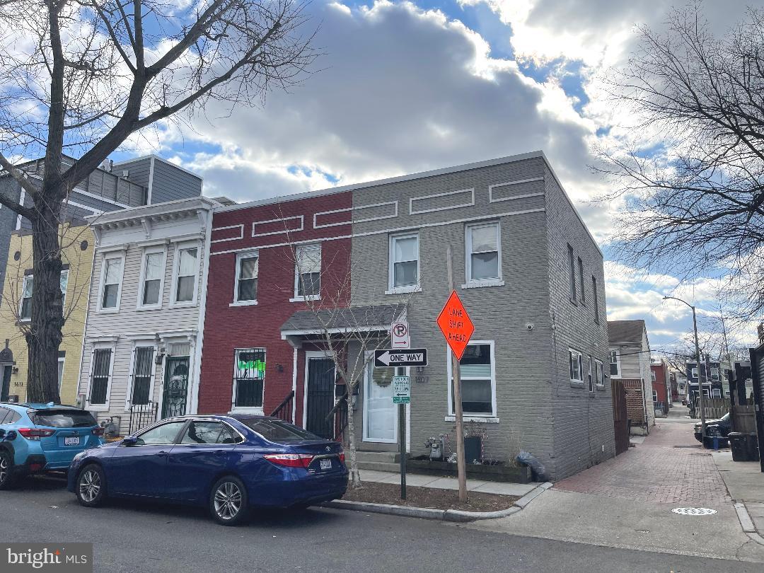 1609 GALES STREET NE