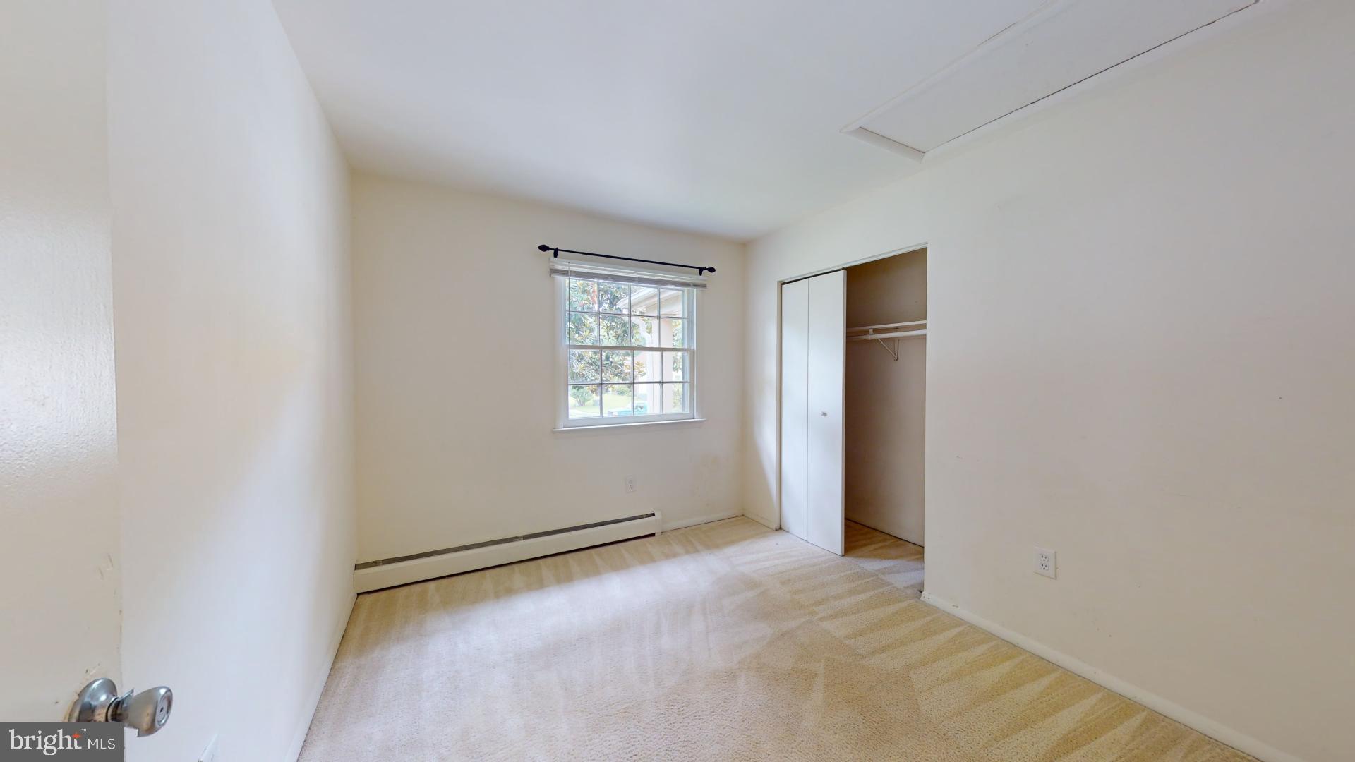 DALE CITY - Residential Lease