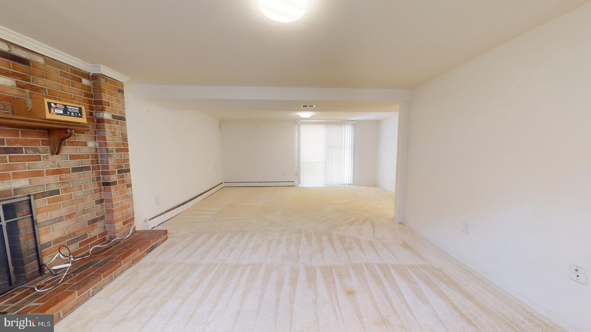 DALE CITY - Residential Lease