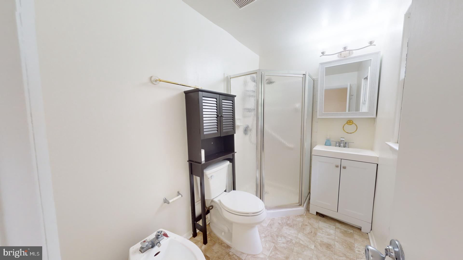 DALE CITY - Residential Lease