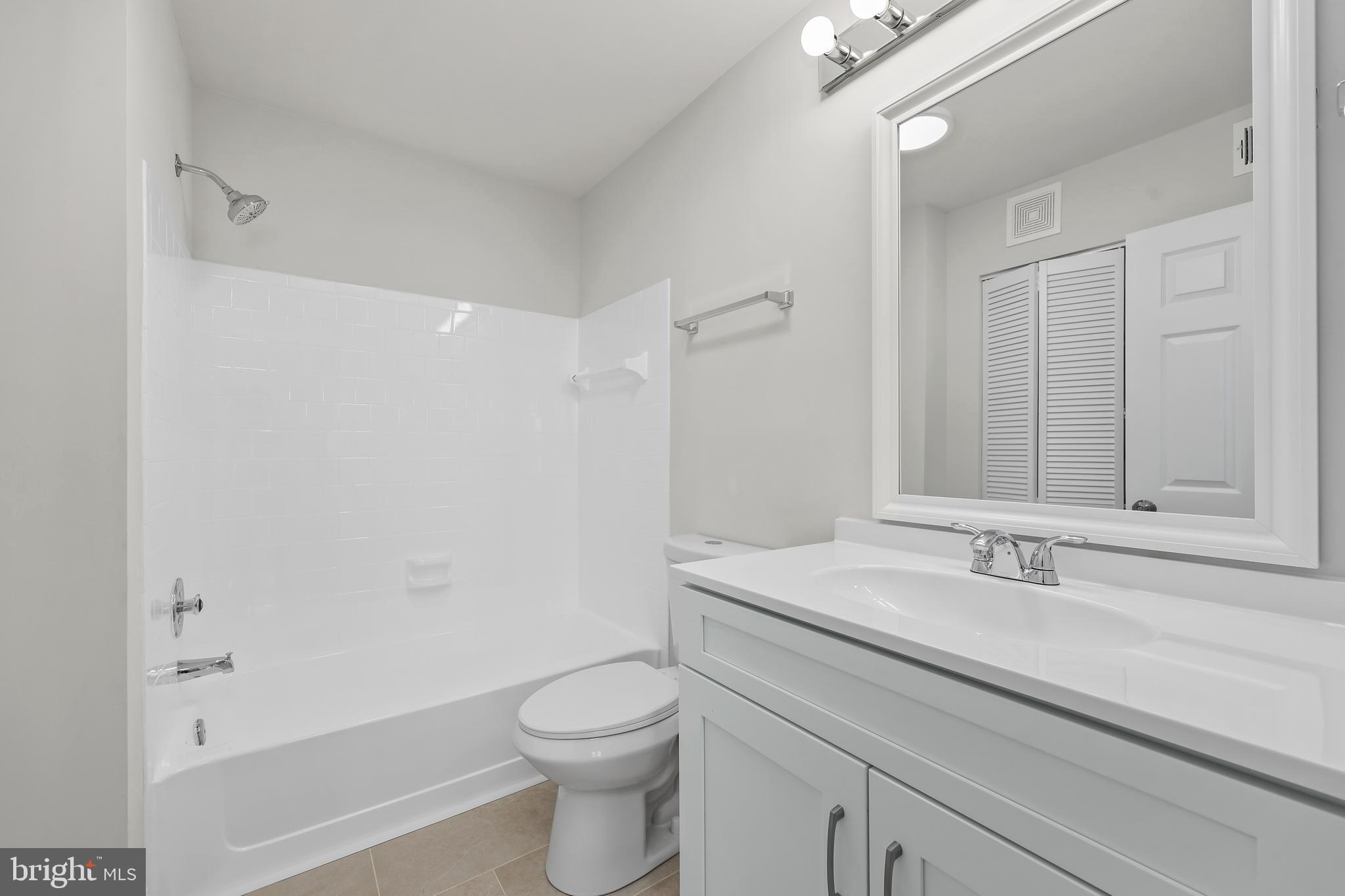 SECOND ANTIETAM - Residential Lease