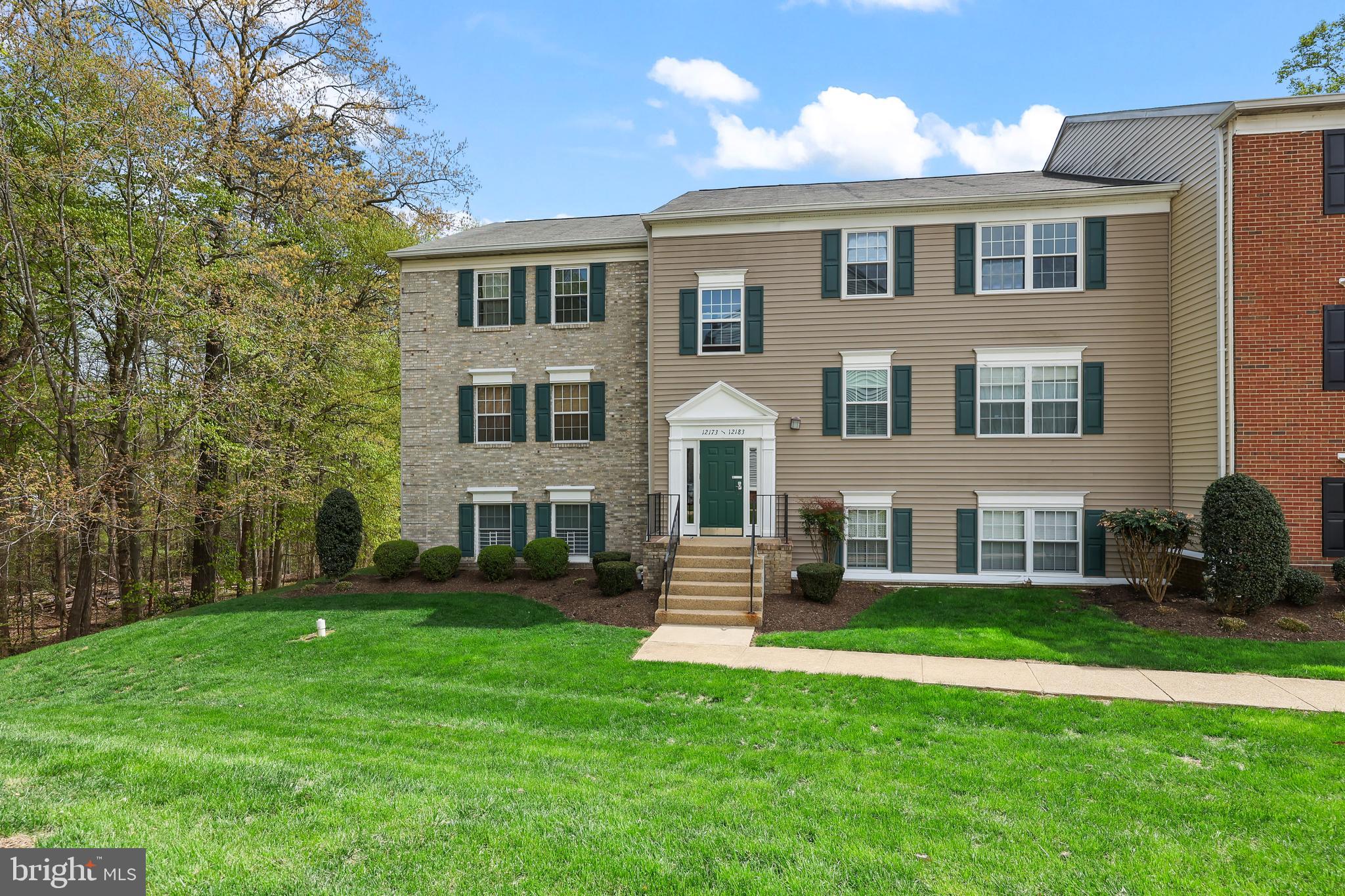 SECOND ANTIETAM - Residential Lease