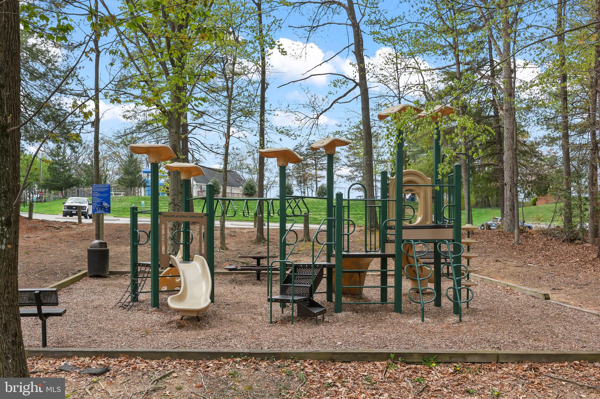 SECOND ANTIETAM - Residential Lease