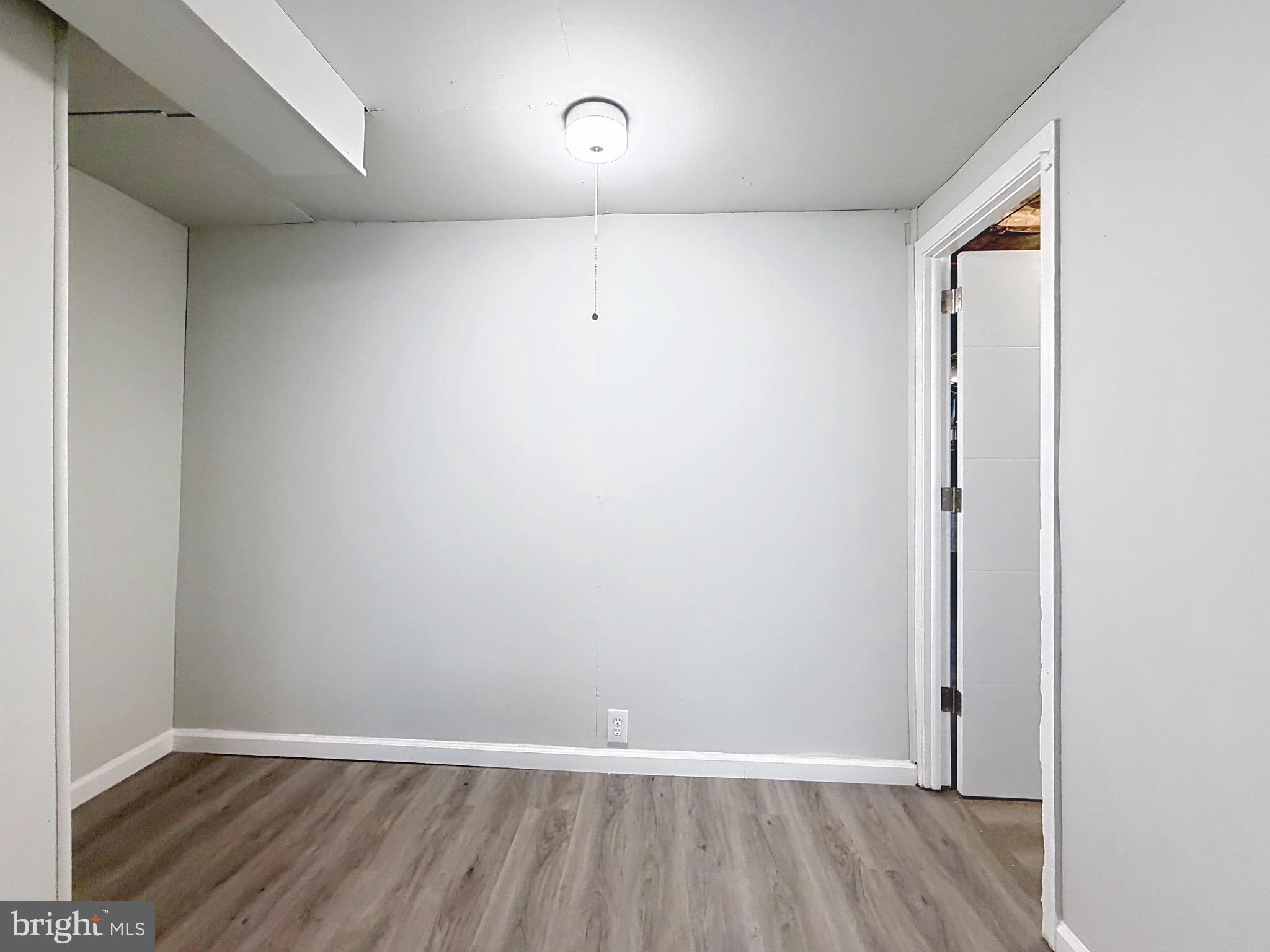 ROXBOROUGH - Residential