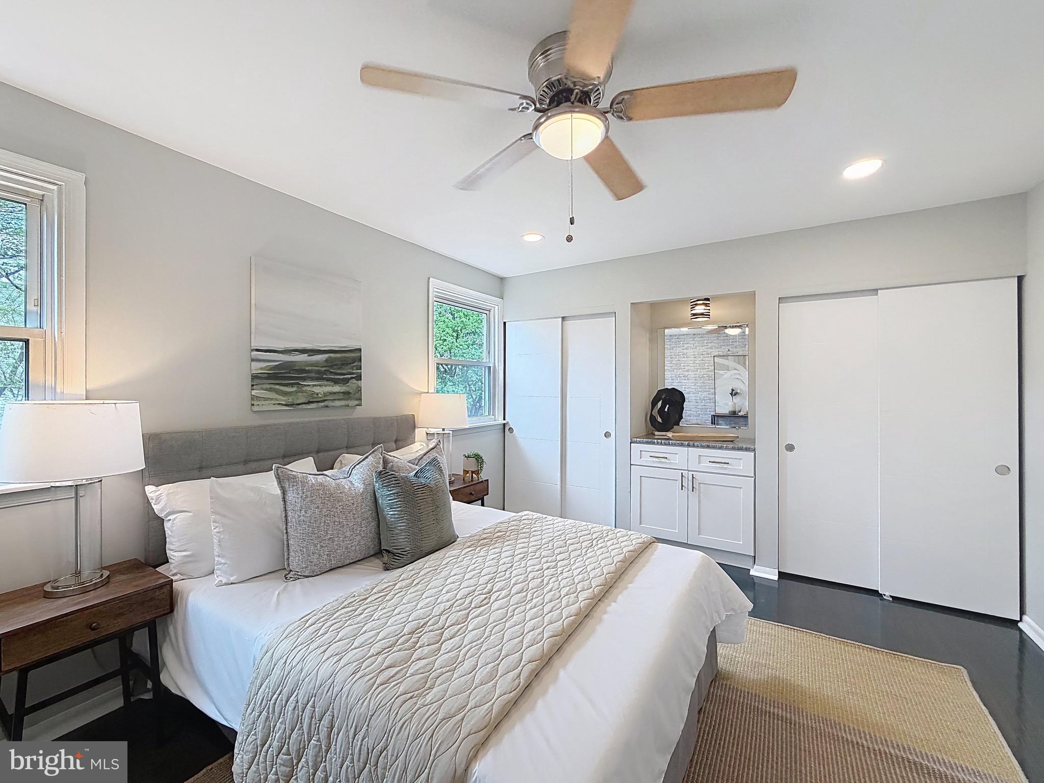 ROXBOROUGH - Residential