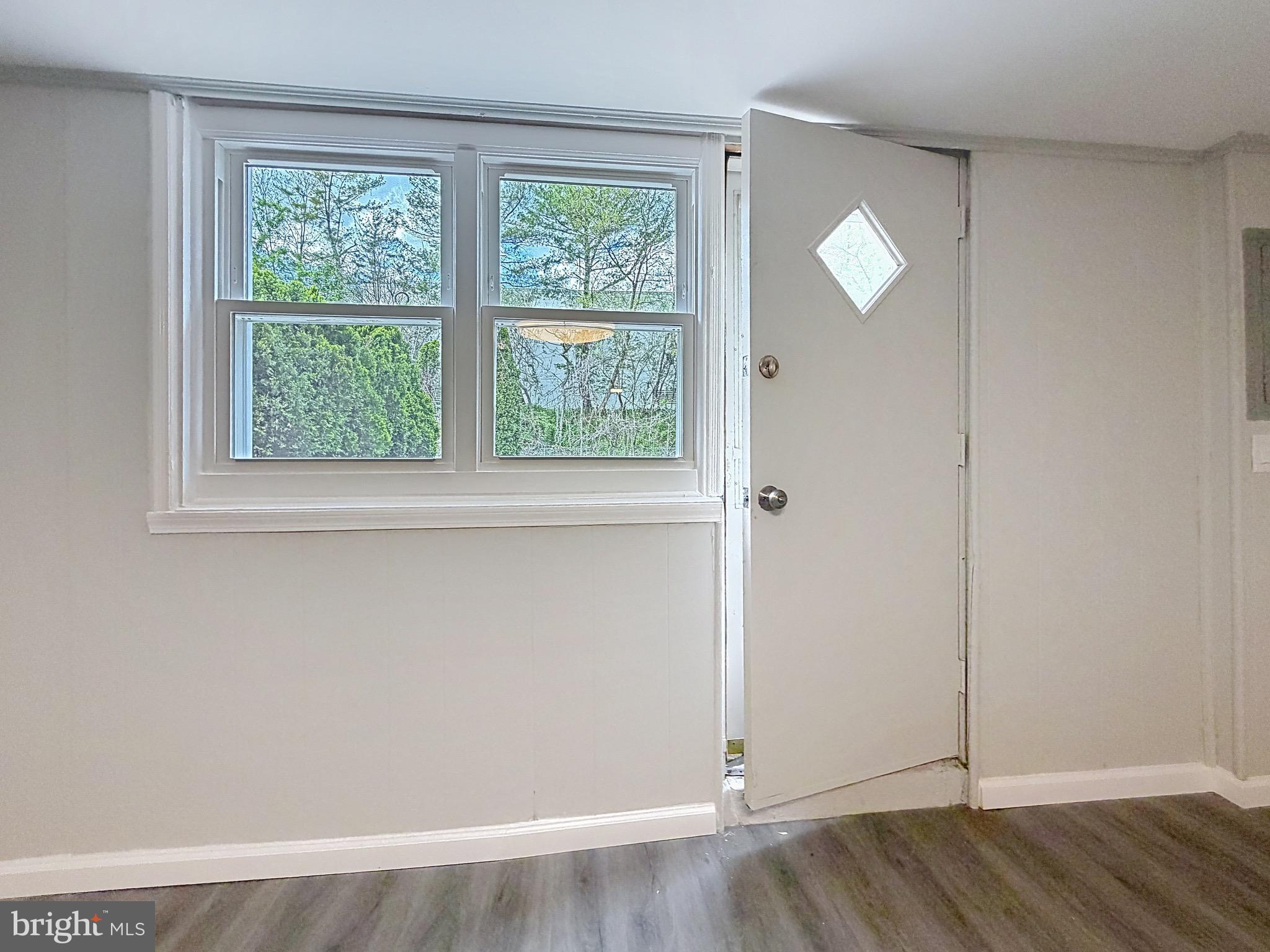 ROXBOROUGH - Residential