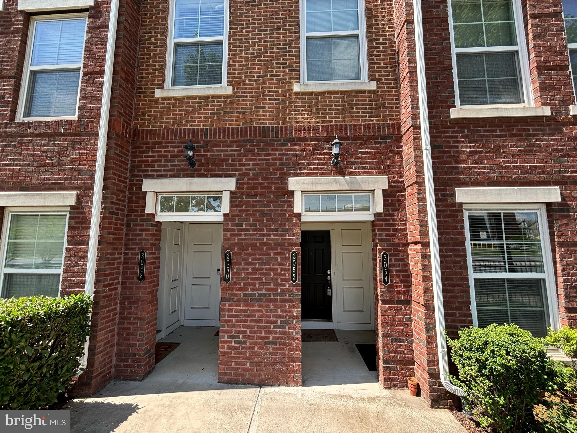 3052 RITTENHOUSE CIRCLE 52