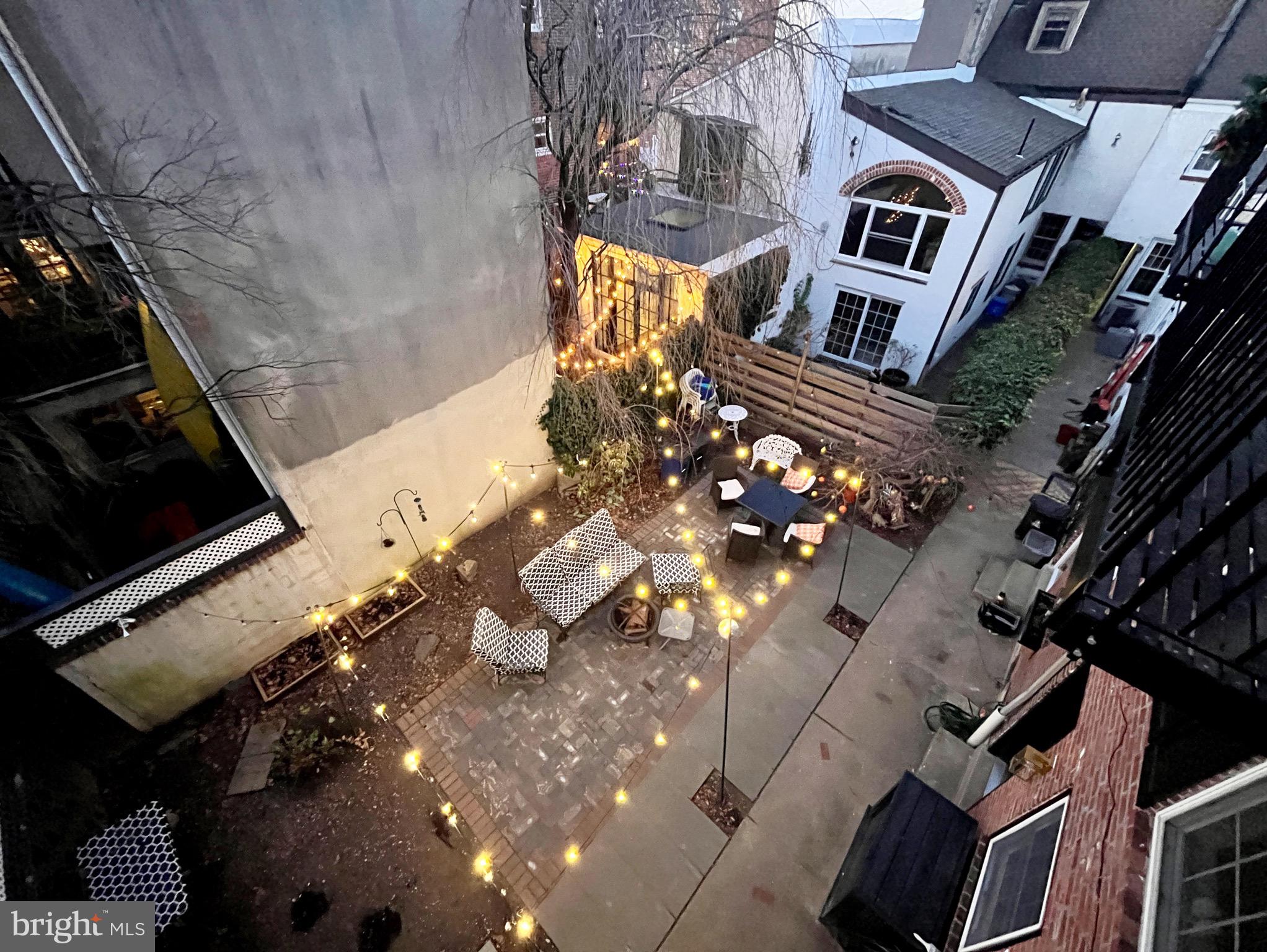 QUEEN VILLAGE - Residential Lease