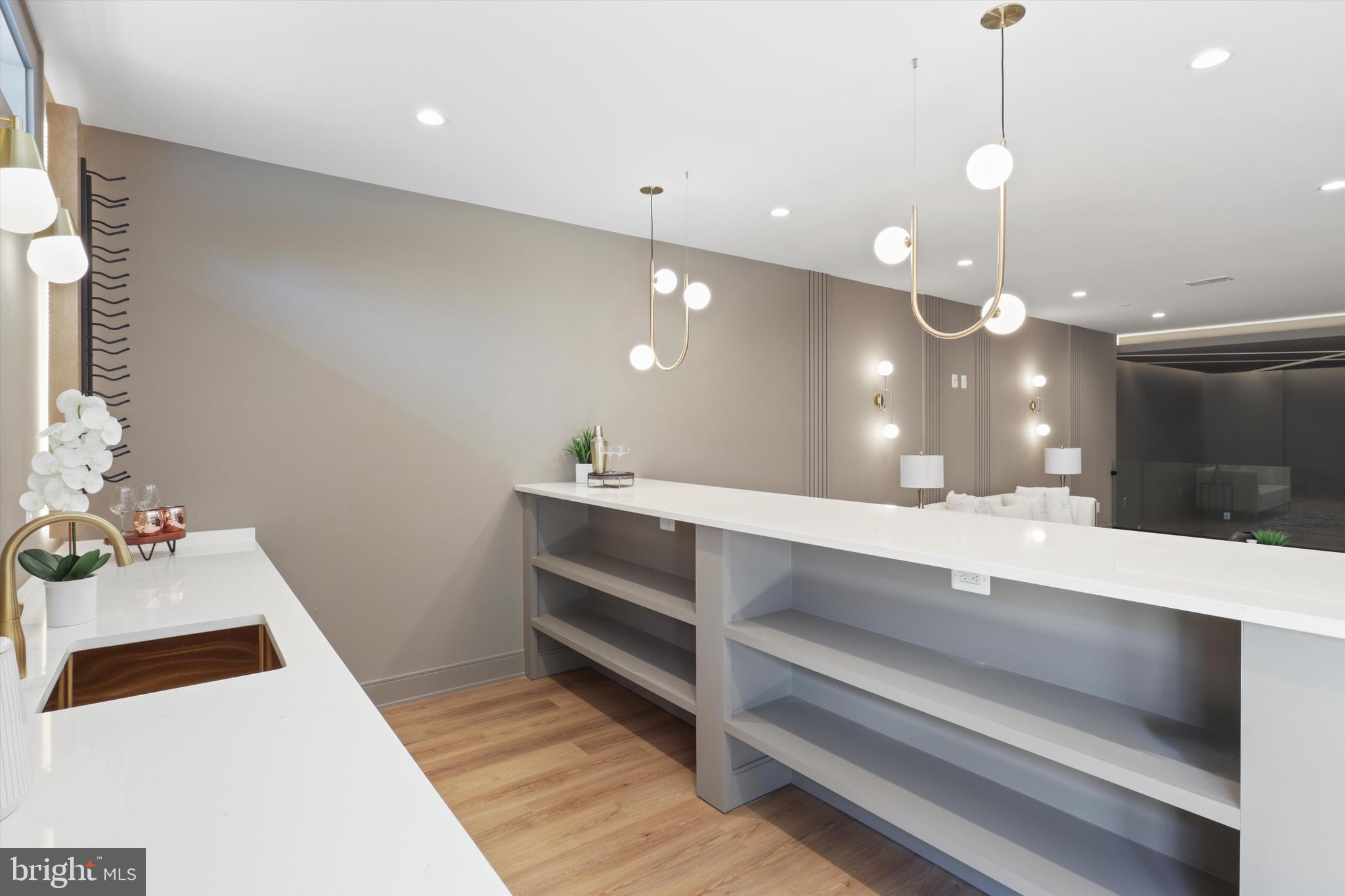 SOUTHRIDGE - Residential