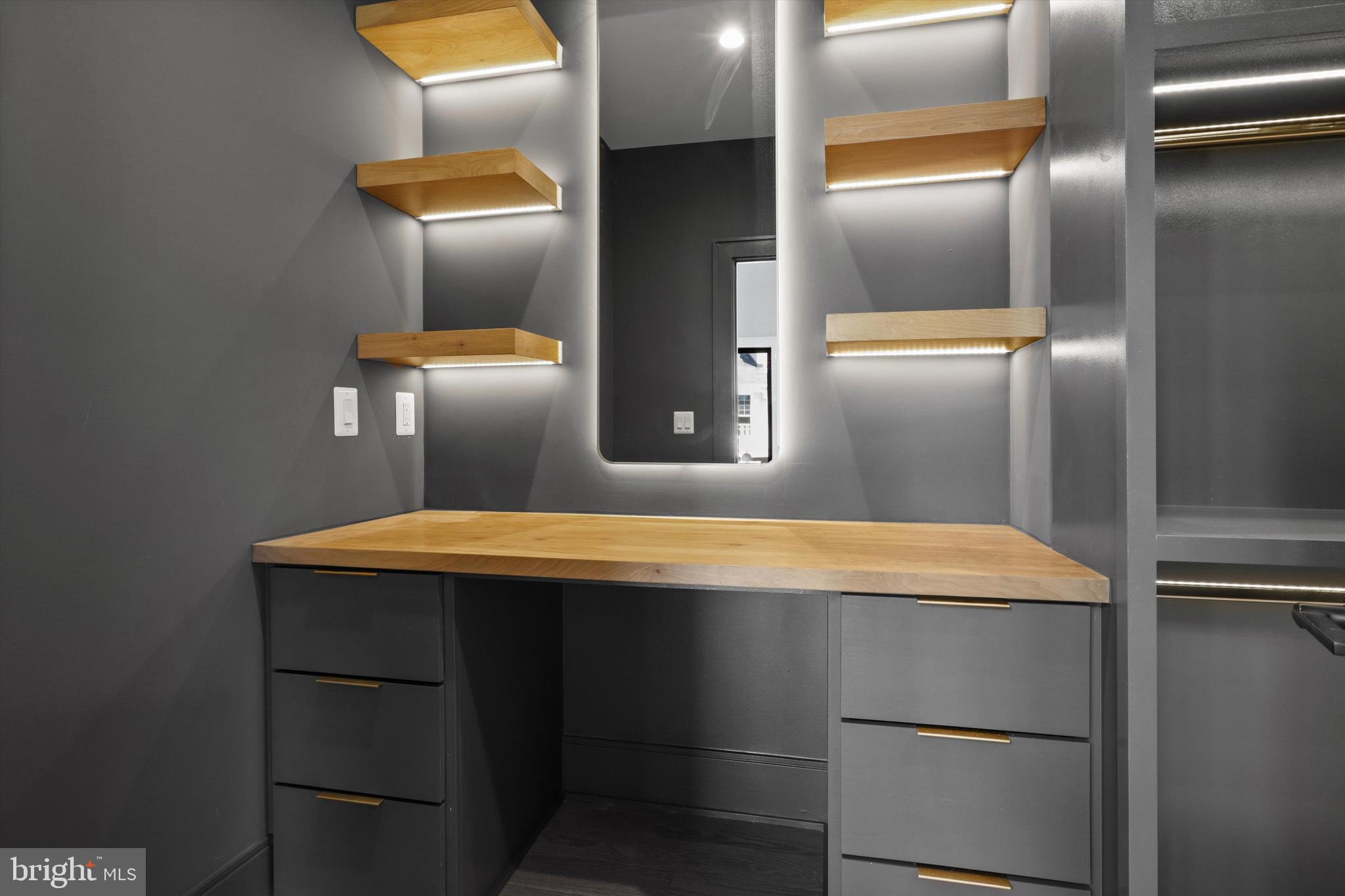 SOUTHRIDGE - Residential