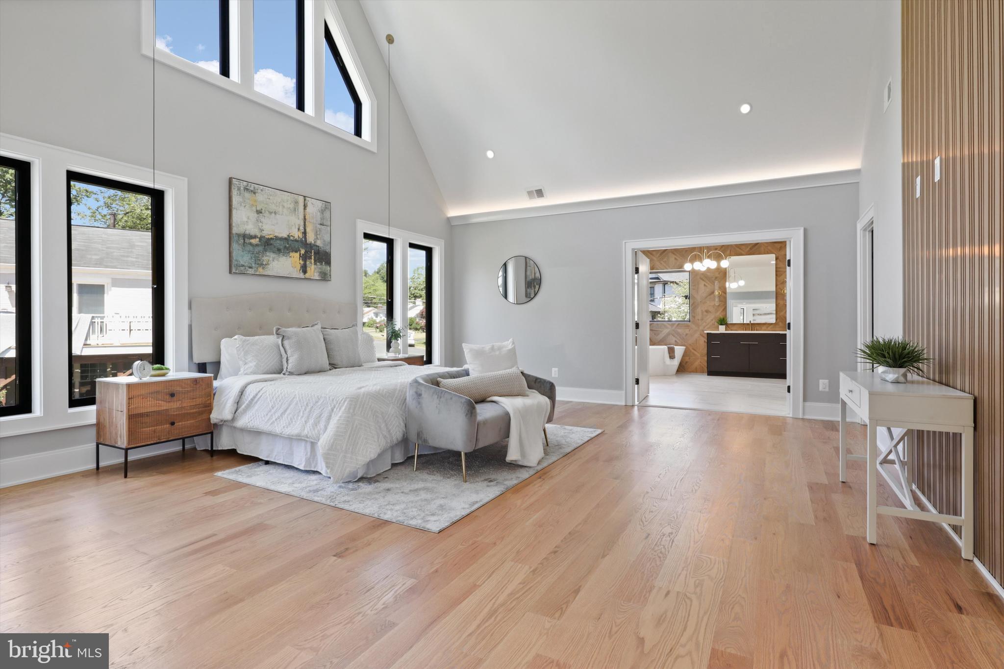 SOUTHRIDGE - Residential