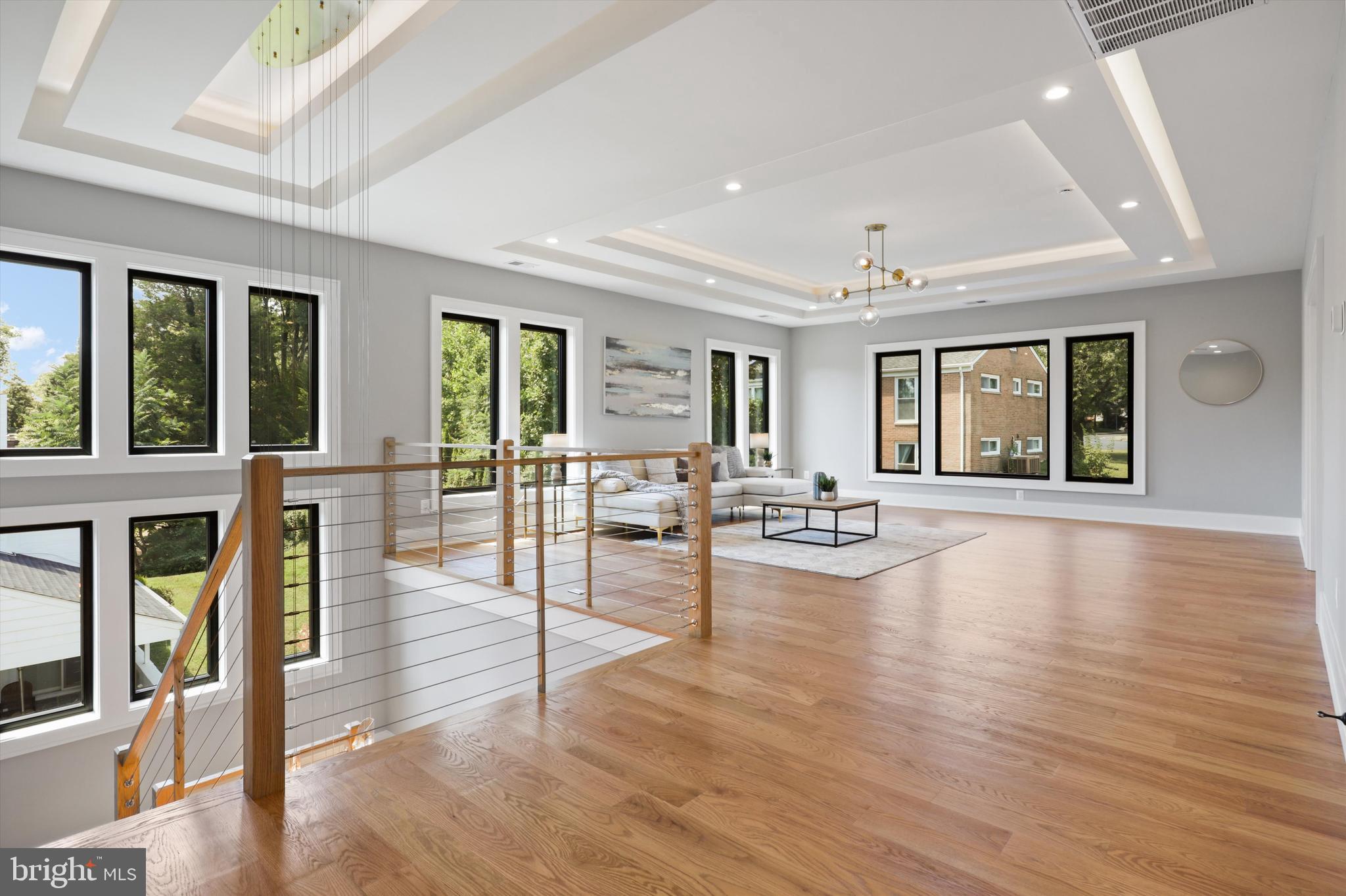 SOUTHRIDGE - Residential