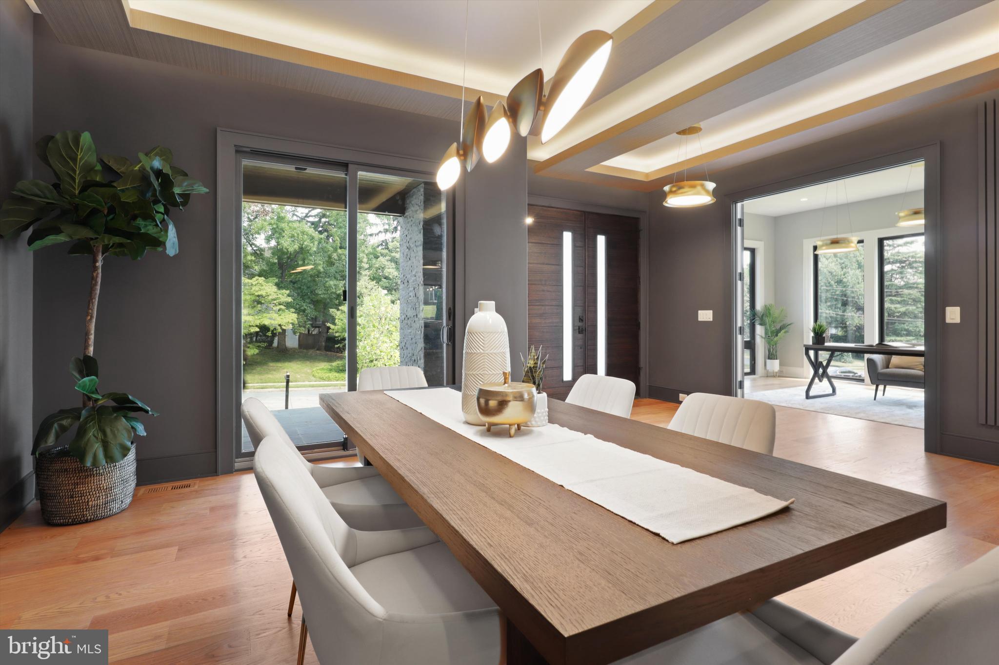 SOUTHRIDGE - Residential