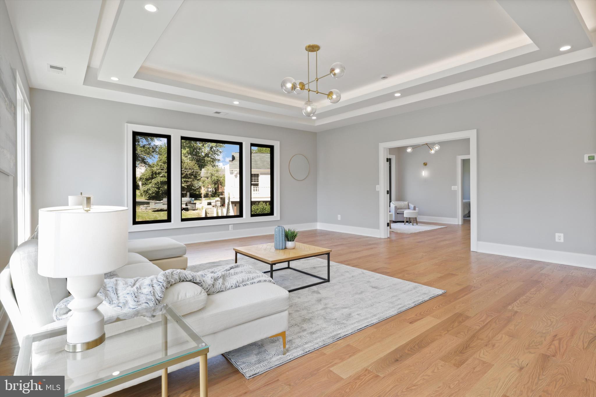 SOUTHRIDGE - Residential