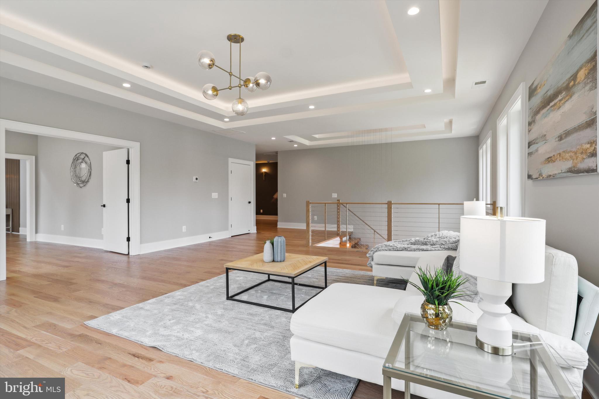 SOUTHRIDGE - Residential