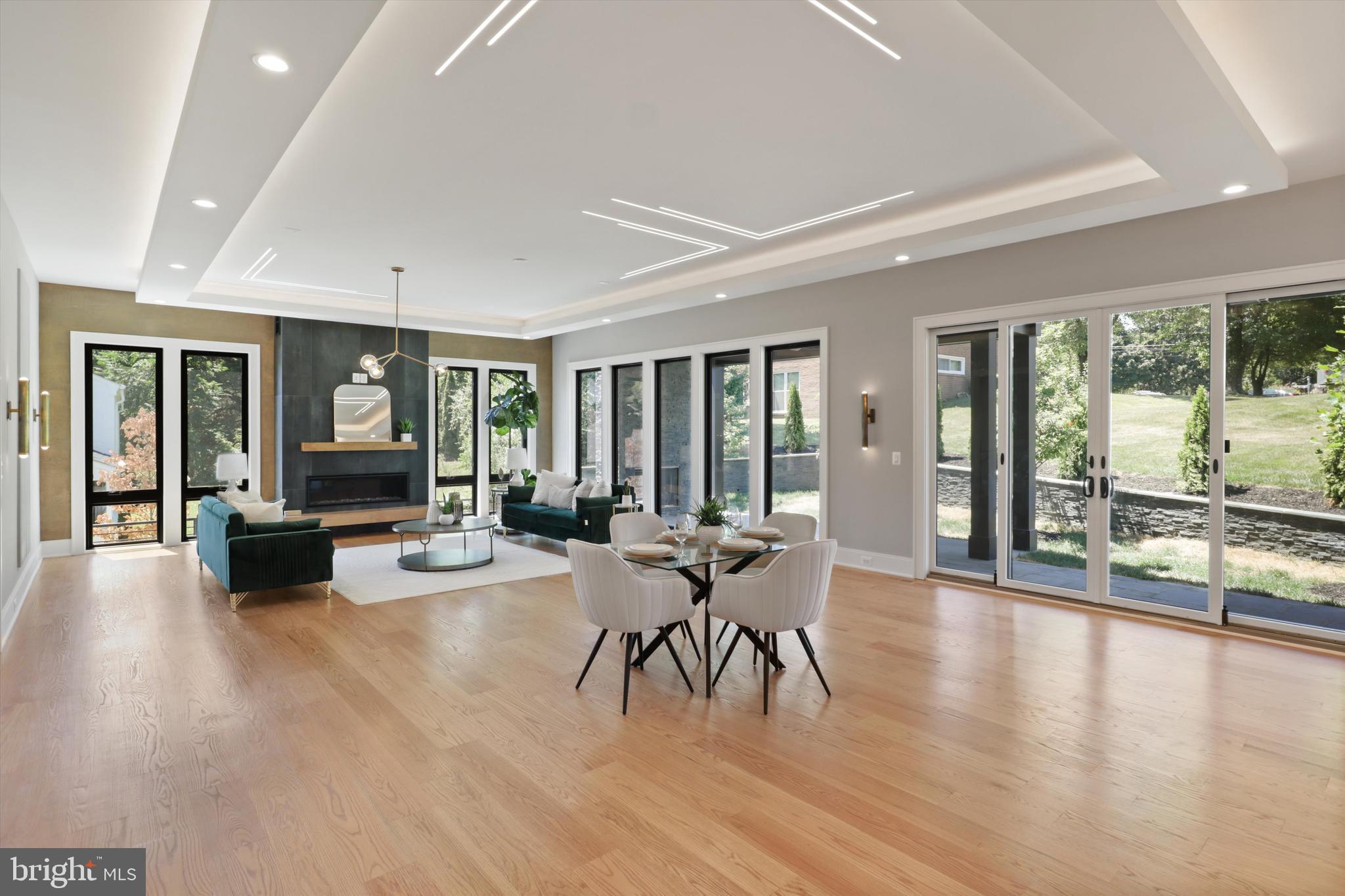 SOUTHRIDGE - Residential