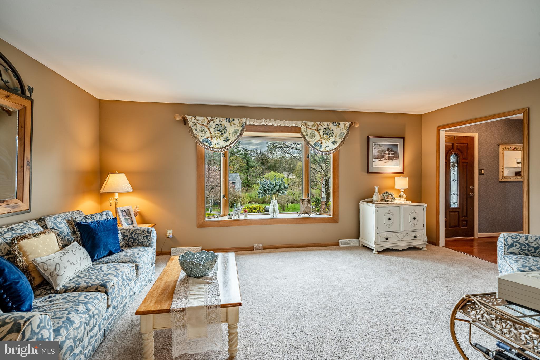 FALCONCREST - Residential