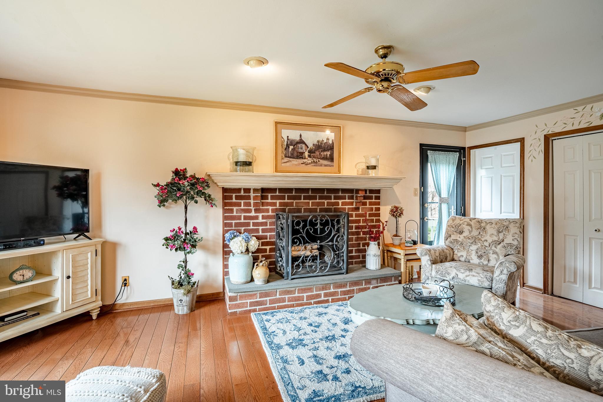 FALCONCREST - Residential