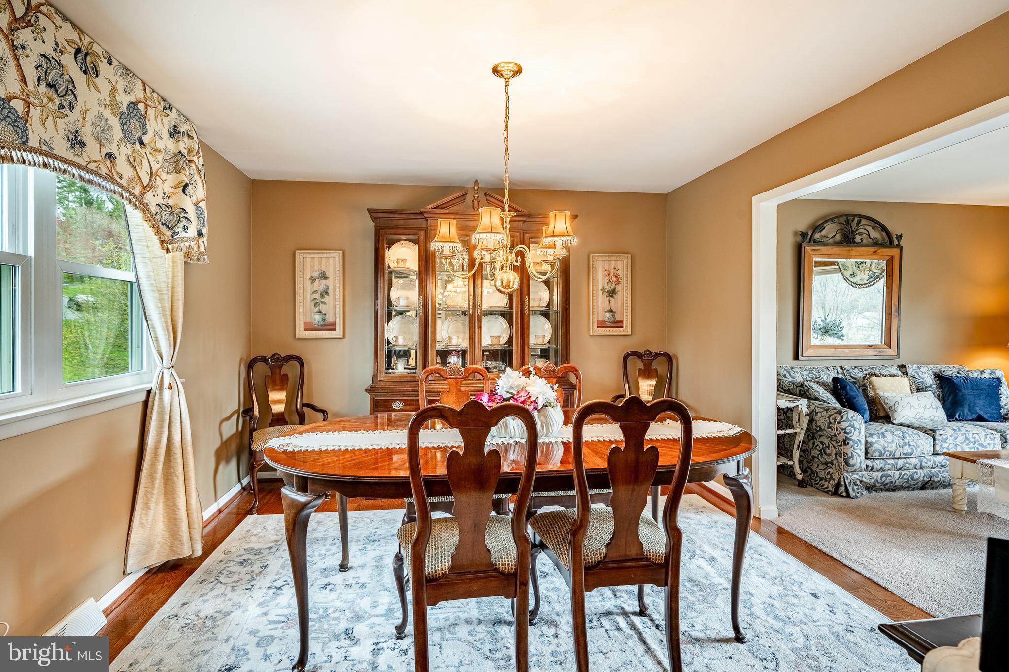 FALCONCREST - Residential