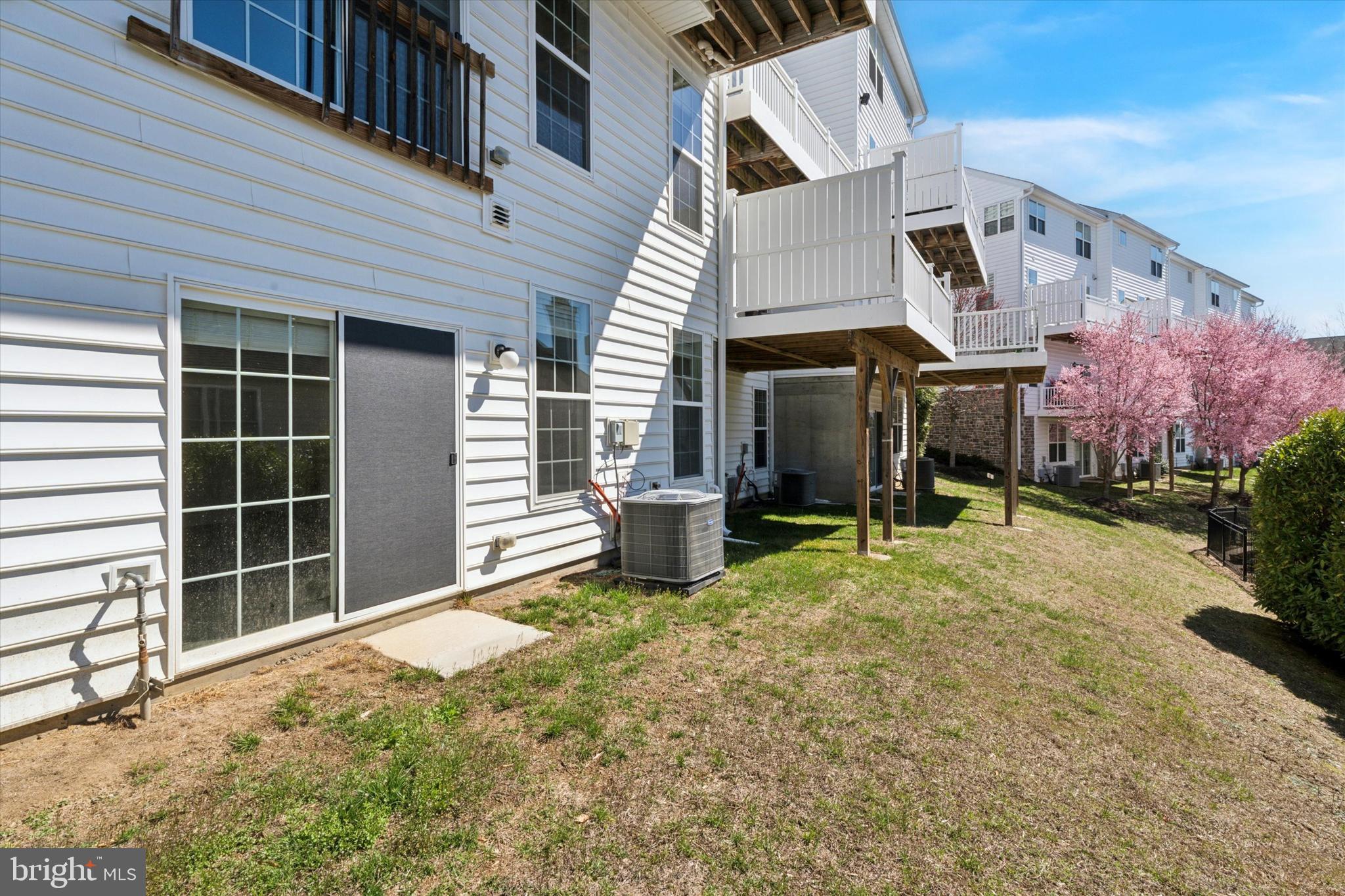 RAVENSCLIFF - Residential