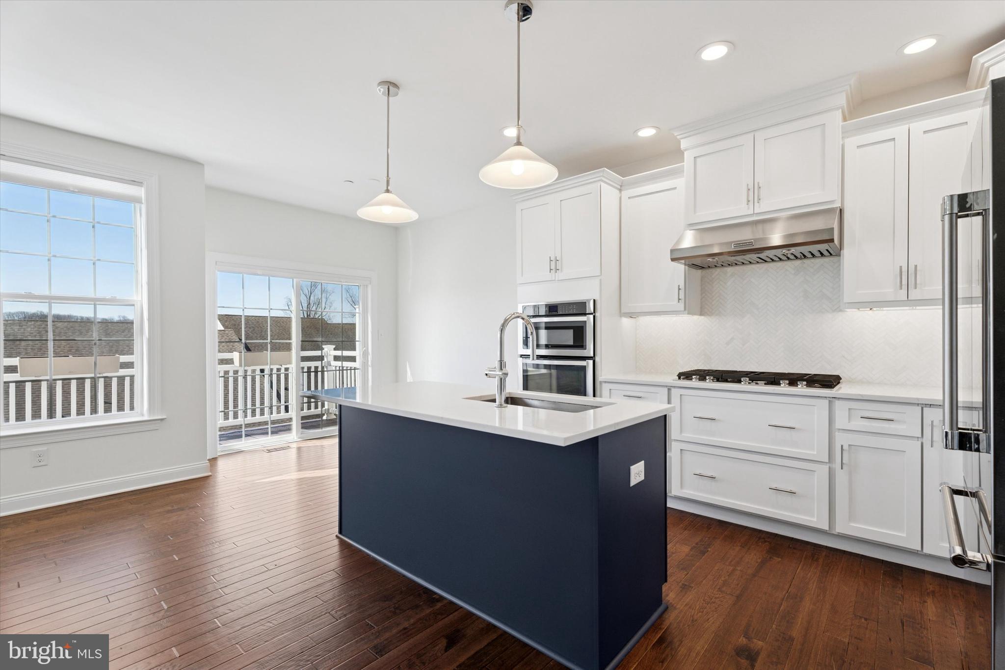 RAVENSCLIFF - Residential