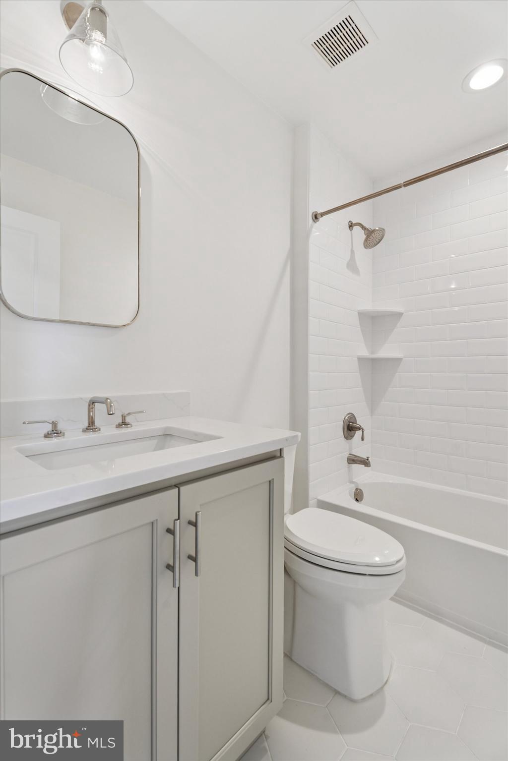 RAVENSCLIFF - Residential