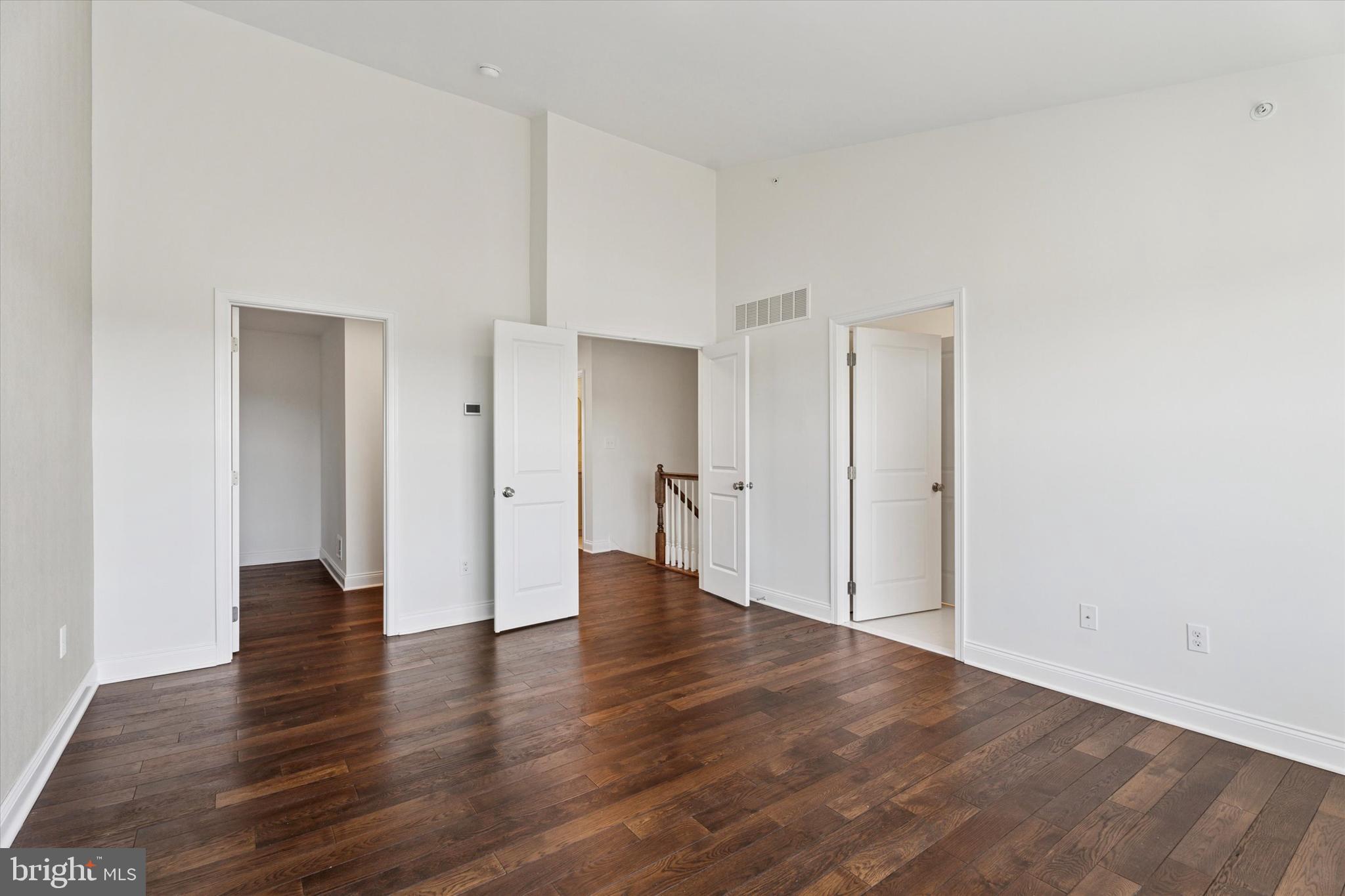 RAVENSCLIFF - Residential