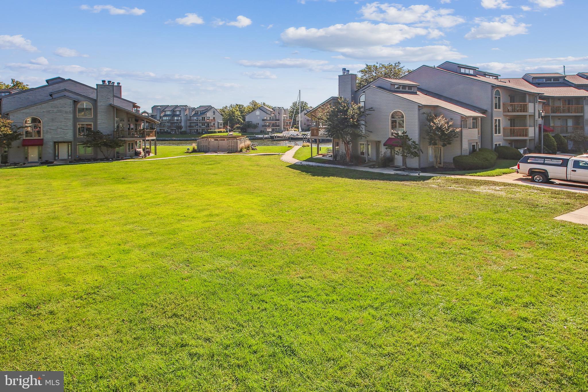 CHESAPEAKE HARBOUR - Residential