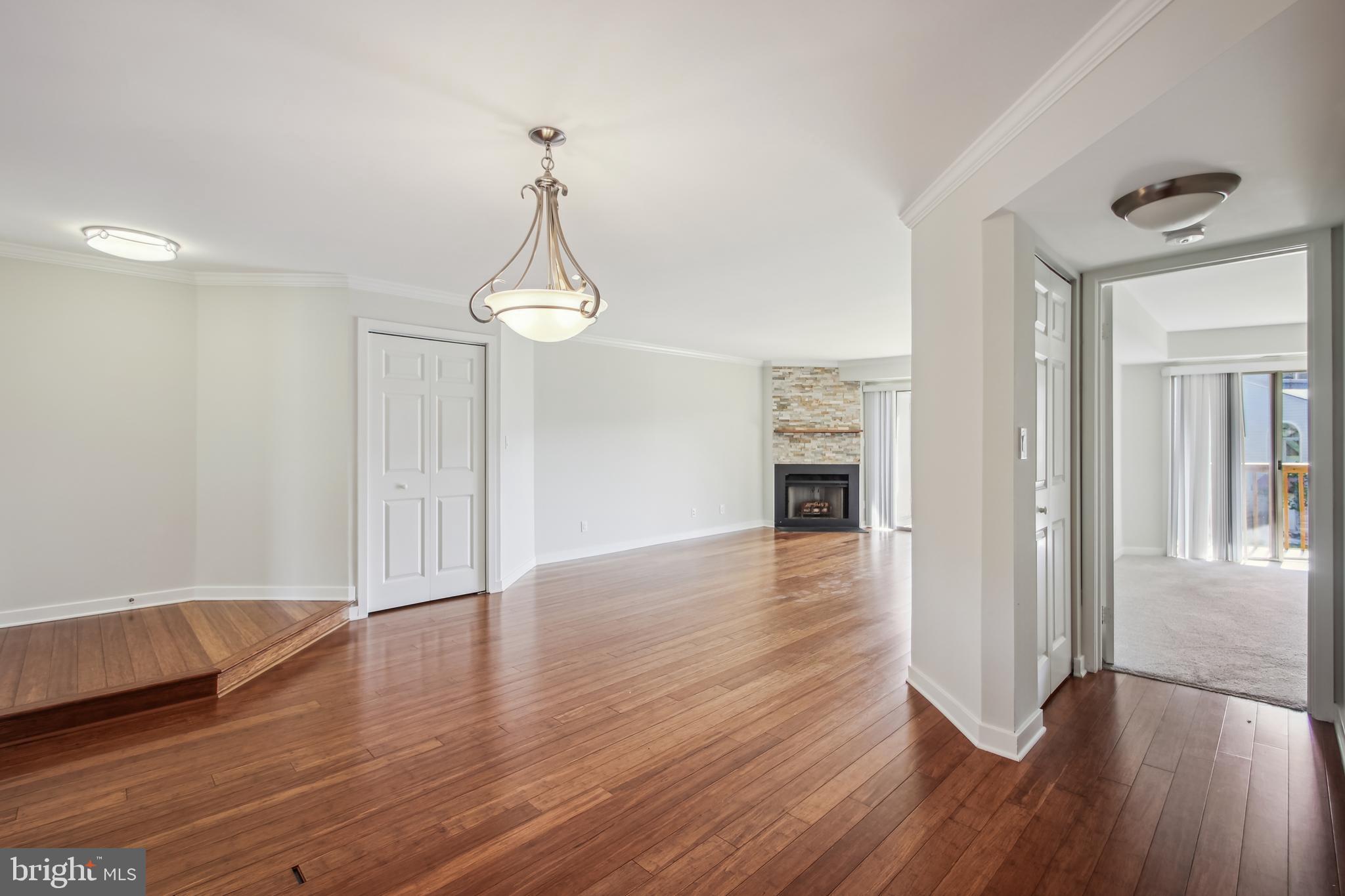 CHESAPEAKE HARBOUR - Residential