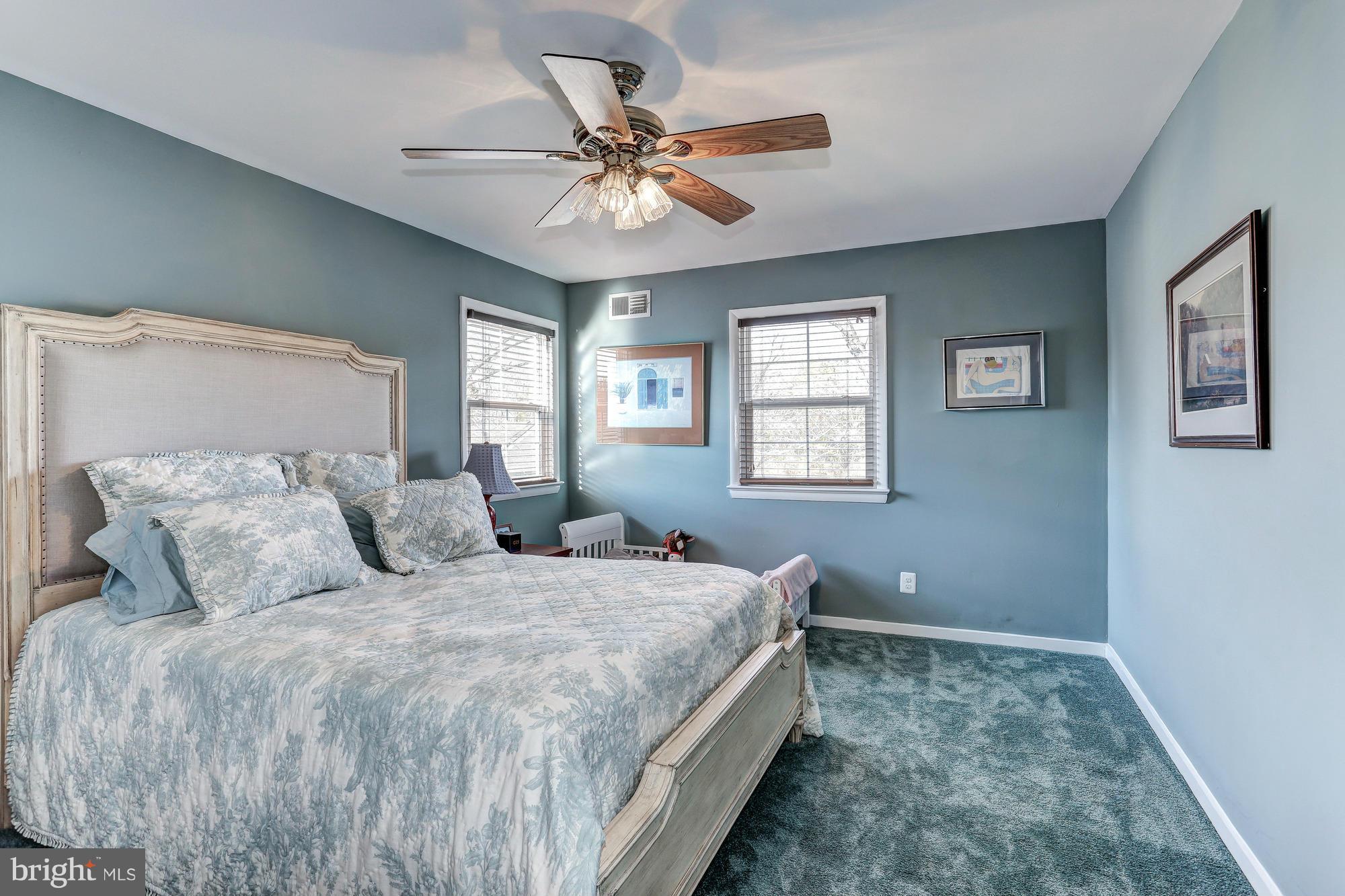 MOUNTAIN FARM - Residential