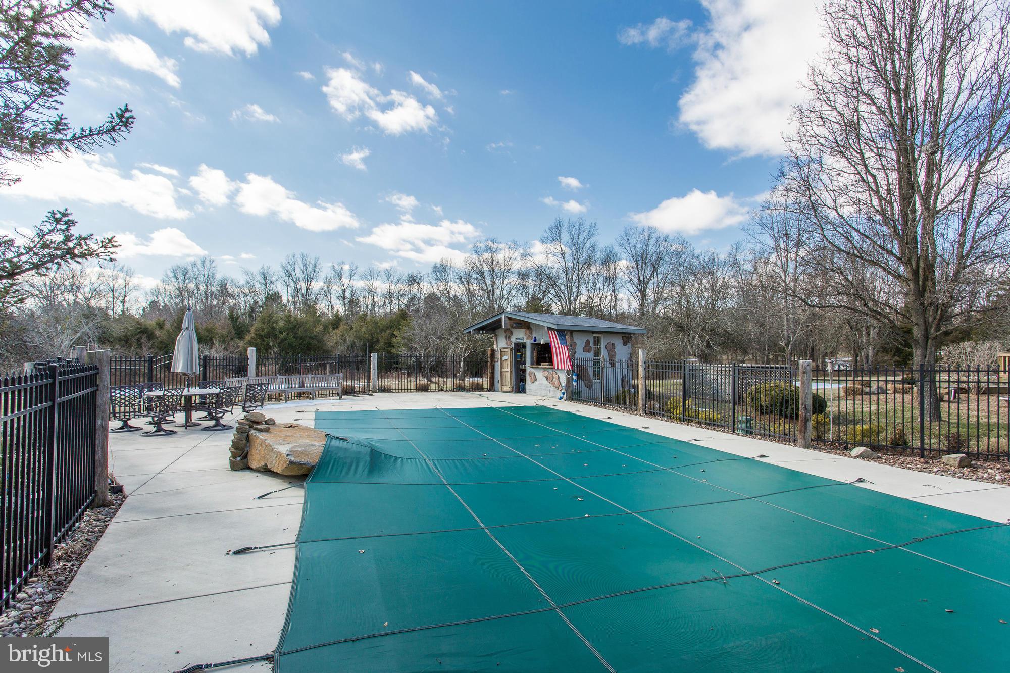 MOUNTAIN FARM - Residential