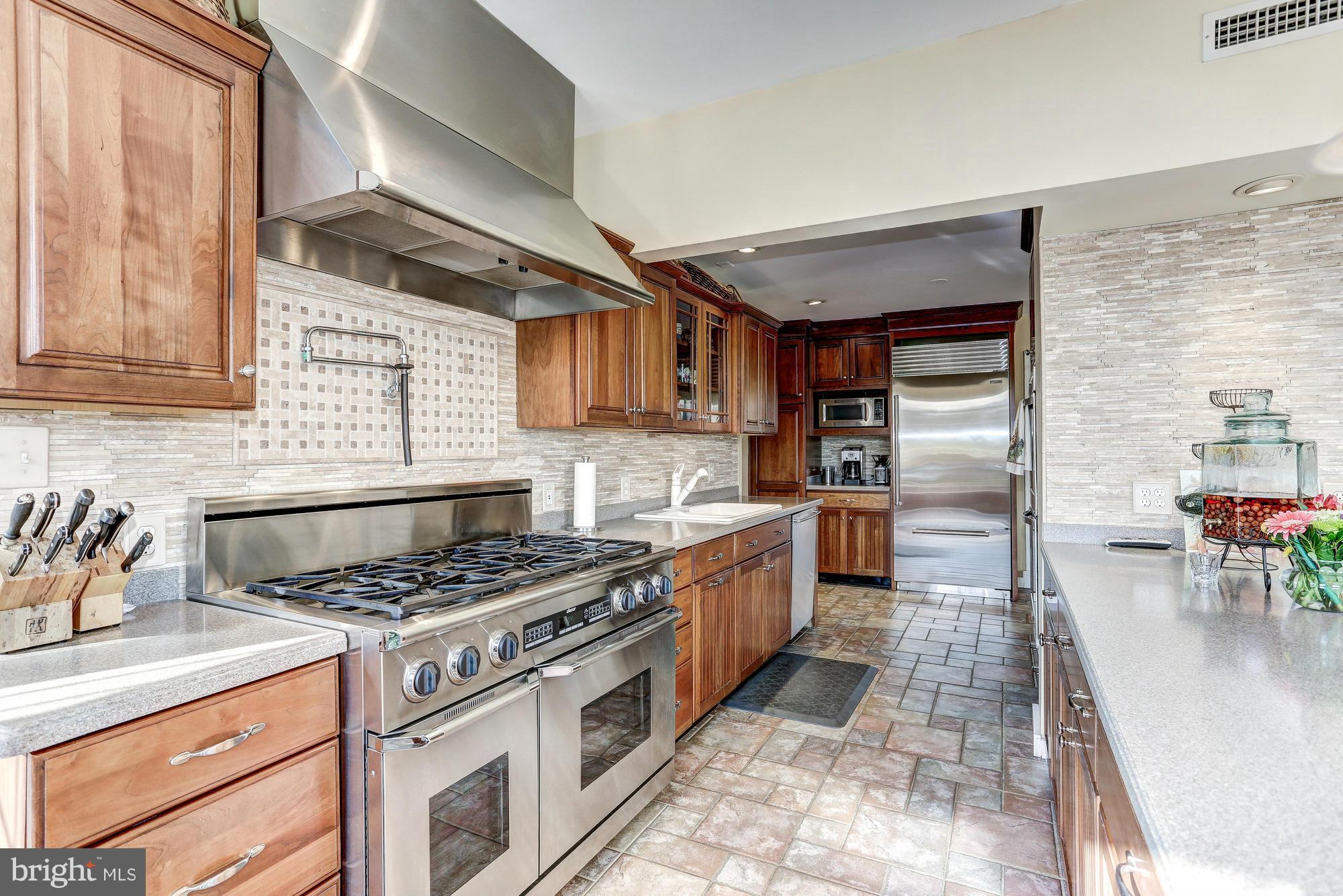 MOUNTAIN FARM - Residential