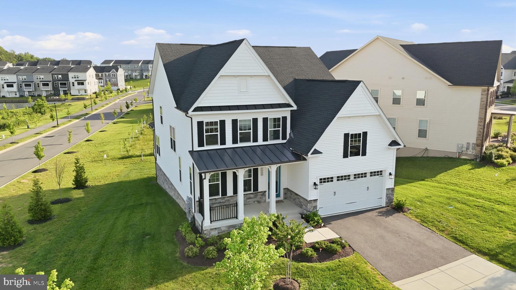 7548 ZOE LANE