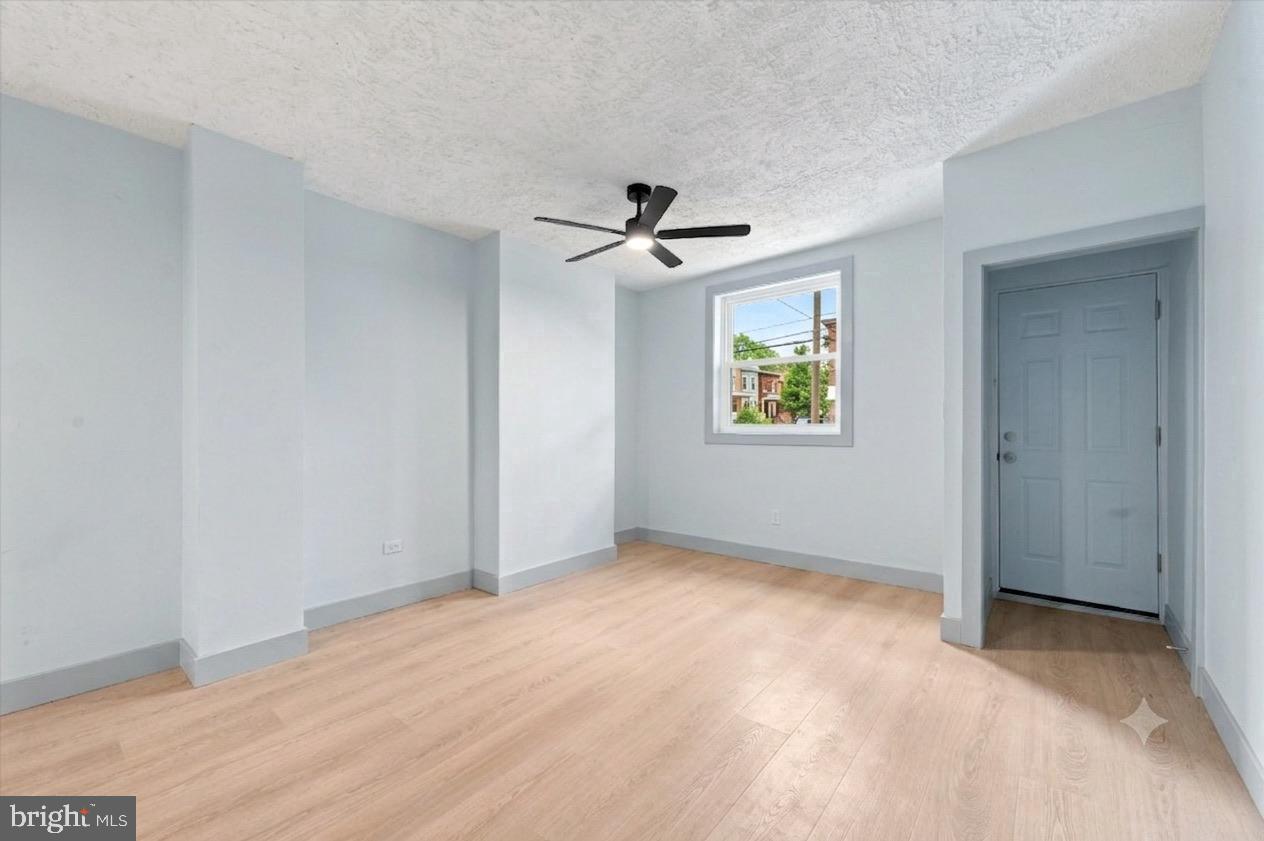2827 TULIP STREET