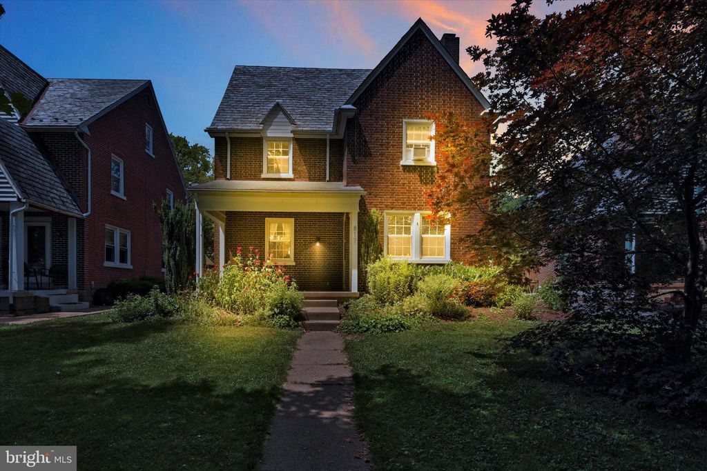 Photo of 817 Martha Avenue, Lancaster, PA 17601 (MLS # PALA2052774)