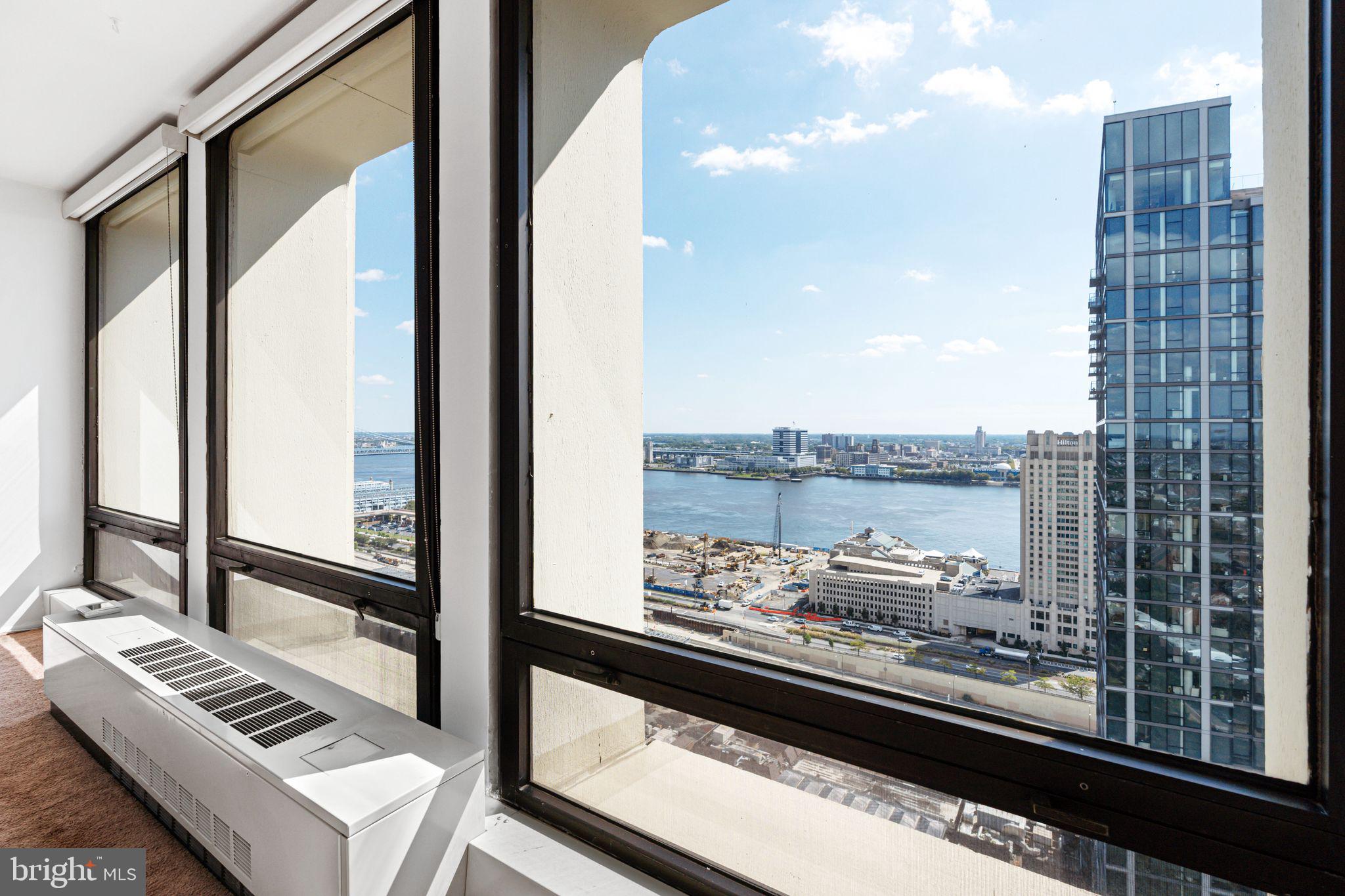 SOCIETY HILL - Residential Lease