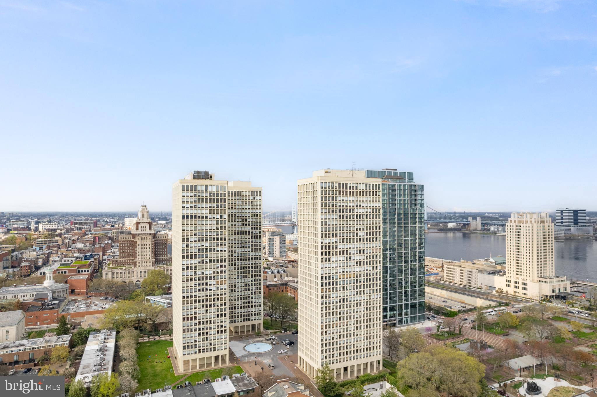 SOCIETY HILL - Residential Lease