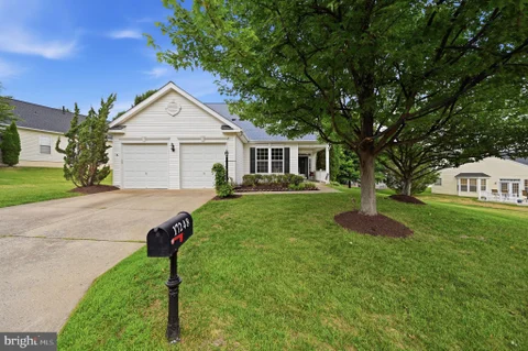 17248 Four Seasons Drive, Dumfries, VA 22025 - MLS#: VAPW2121510