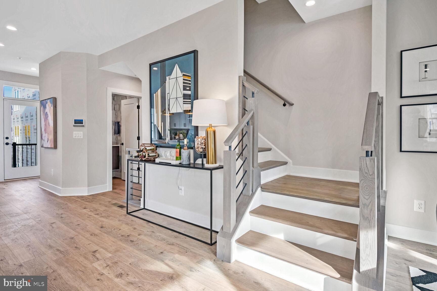 FARMSTEAD DISTRICT - Residential