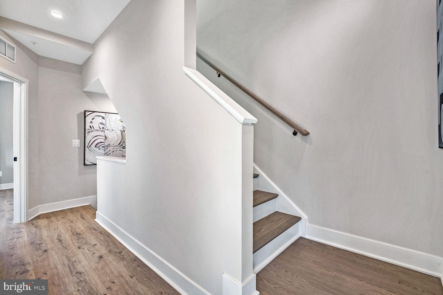 FARMSTEAD DISTRICT - Residential