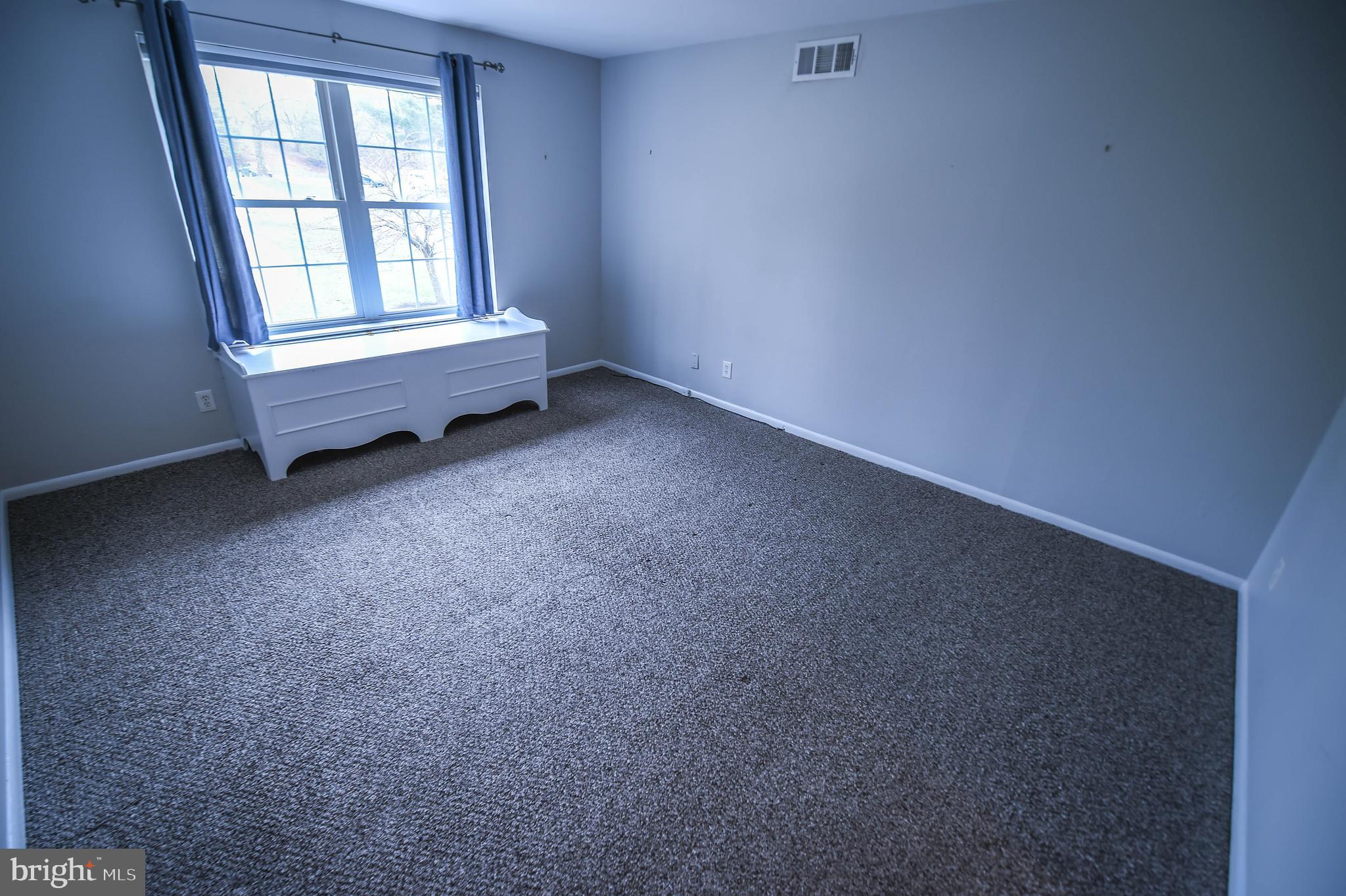 GLENHARDIE CONDOS - Residential Lease