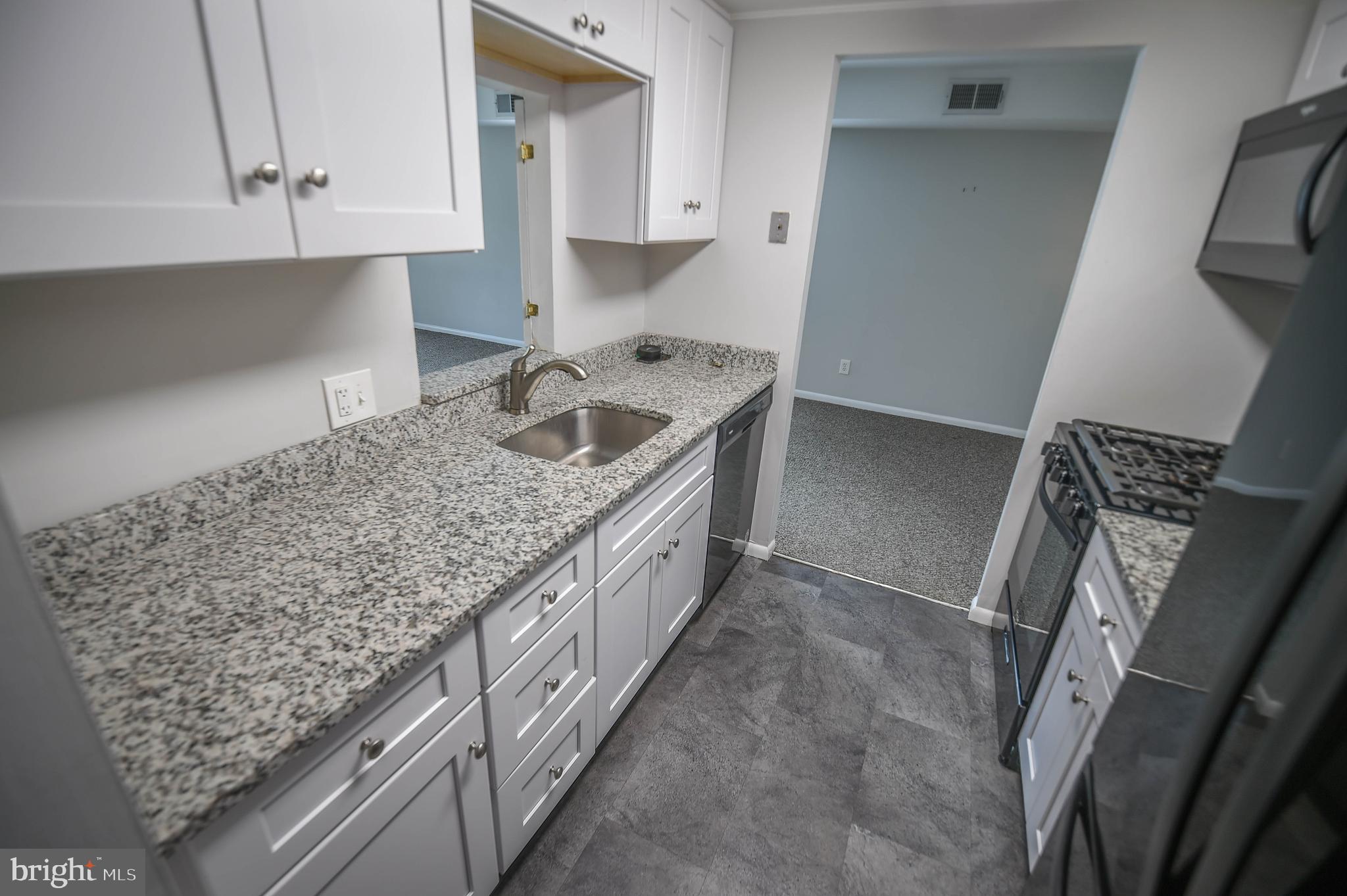 GLENHARDIE CONDOS - Residential Lease