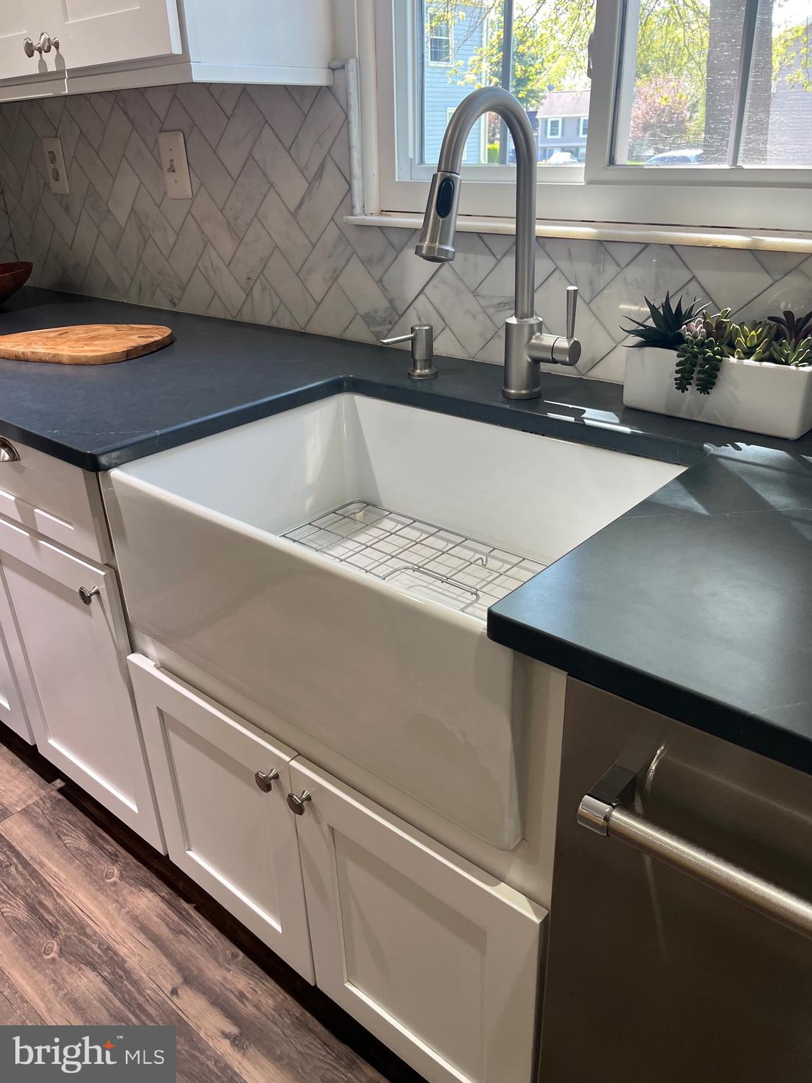 3869 BEECH DOWN DRIVE