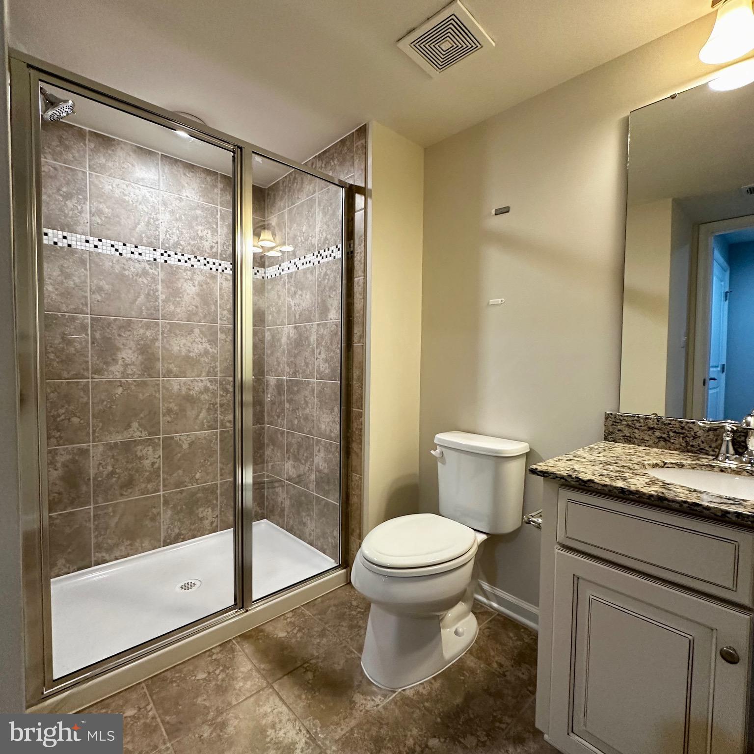 THE VILLAGE AT COURTHOUSE COMMONS - Residential Lease