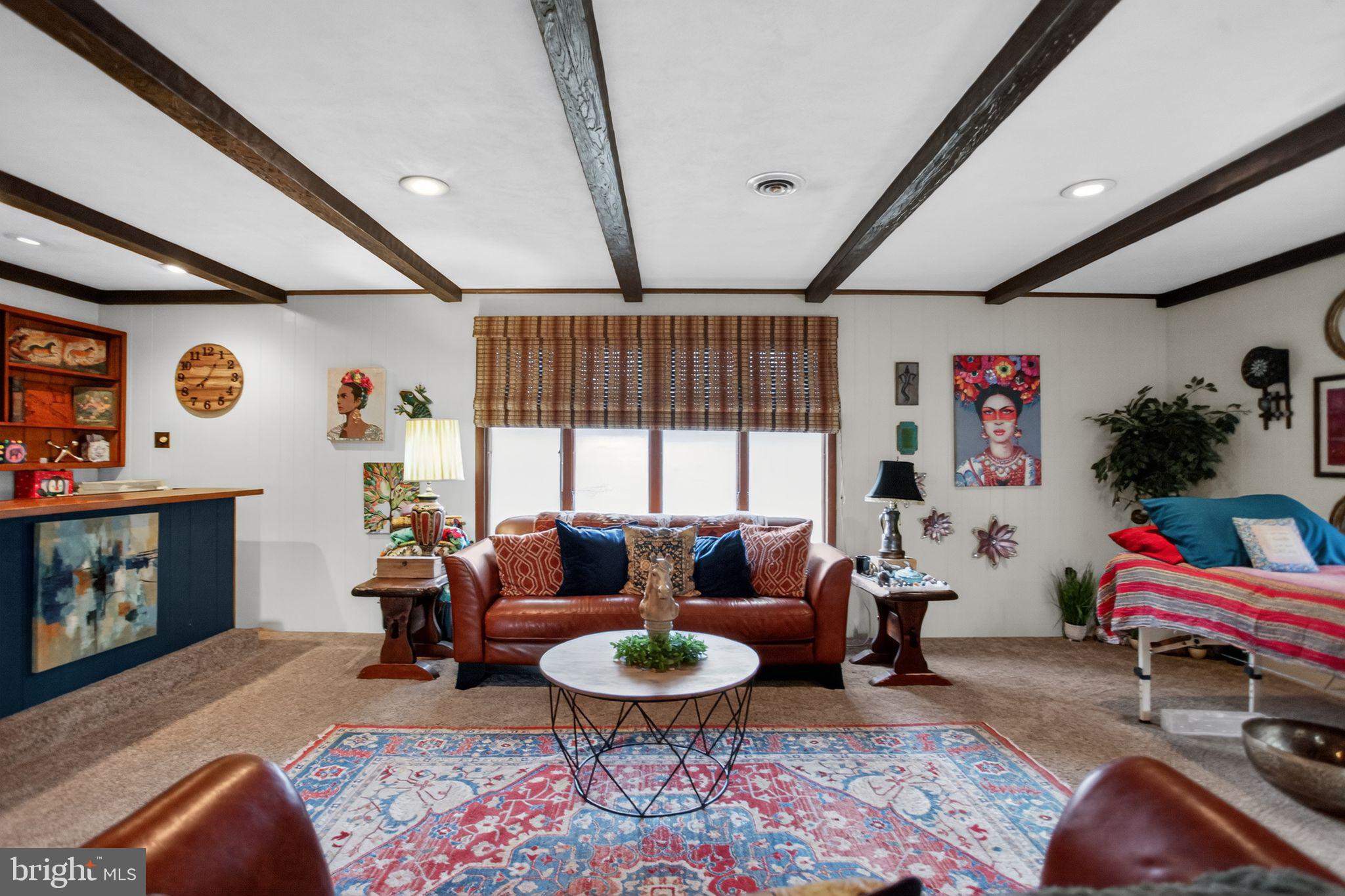 MAPLE GLEN - Residential