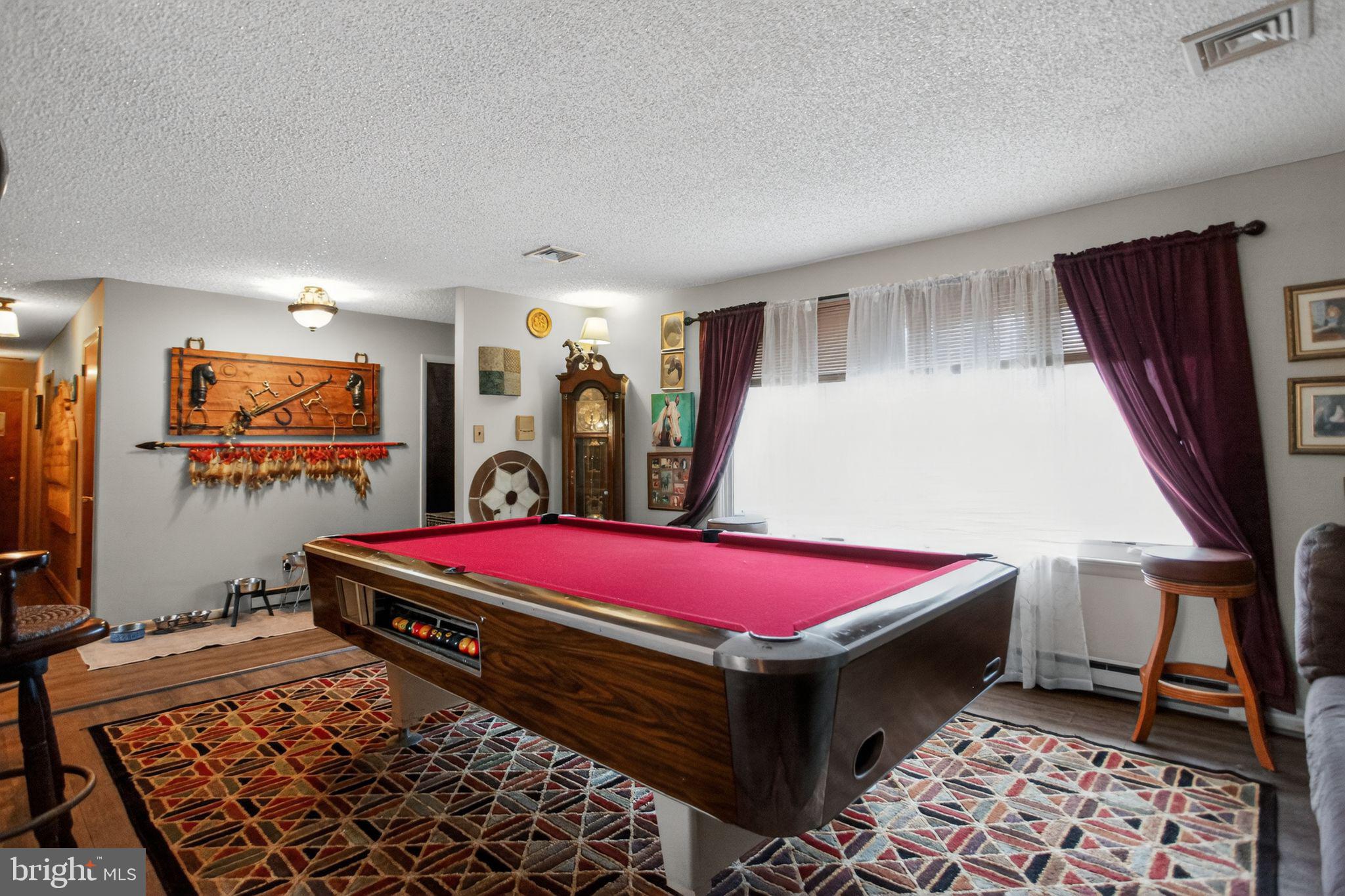 MAPLE GLEN - Residential