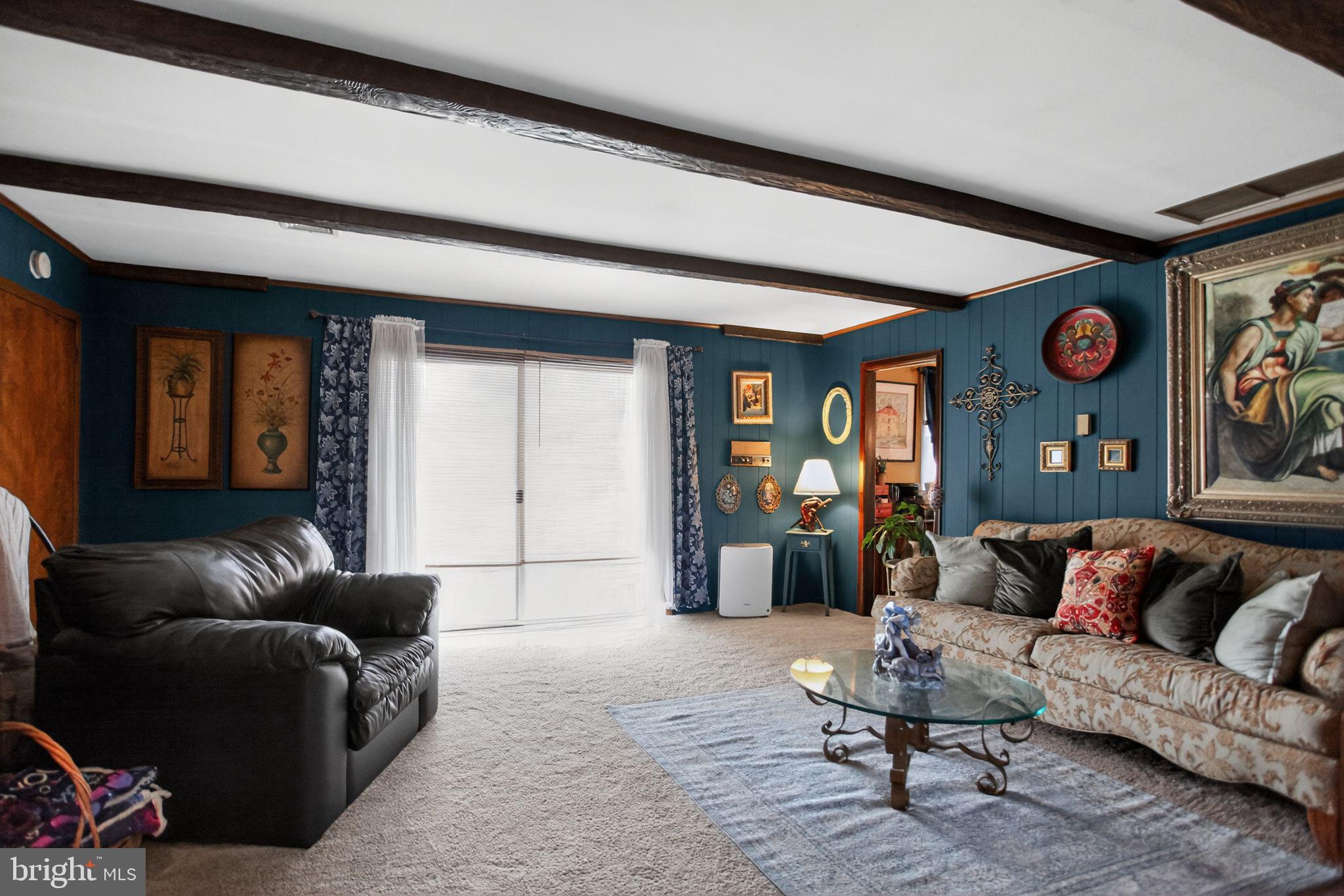 MAPLE GLEN - Residential